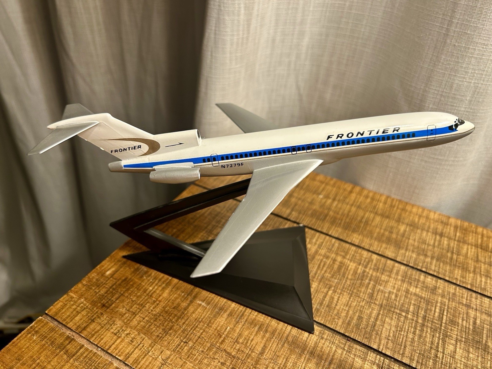 Frontier Airlines 727 - Air Jet Advance Frontier Airlines 727 - Air Jet Advance