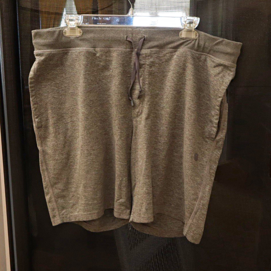 L.L. Bean Light Grey Heathered Drawstring Athletic Lounge Shorts Men’s Large