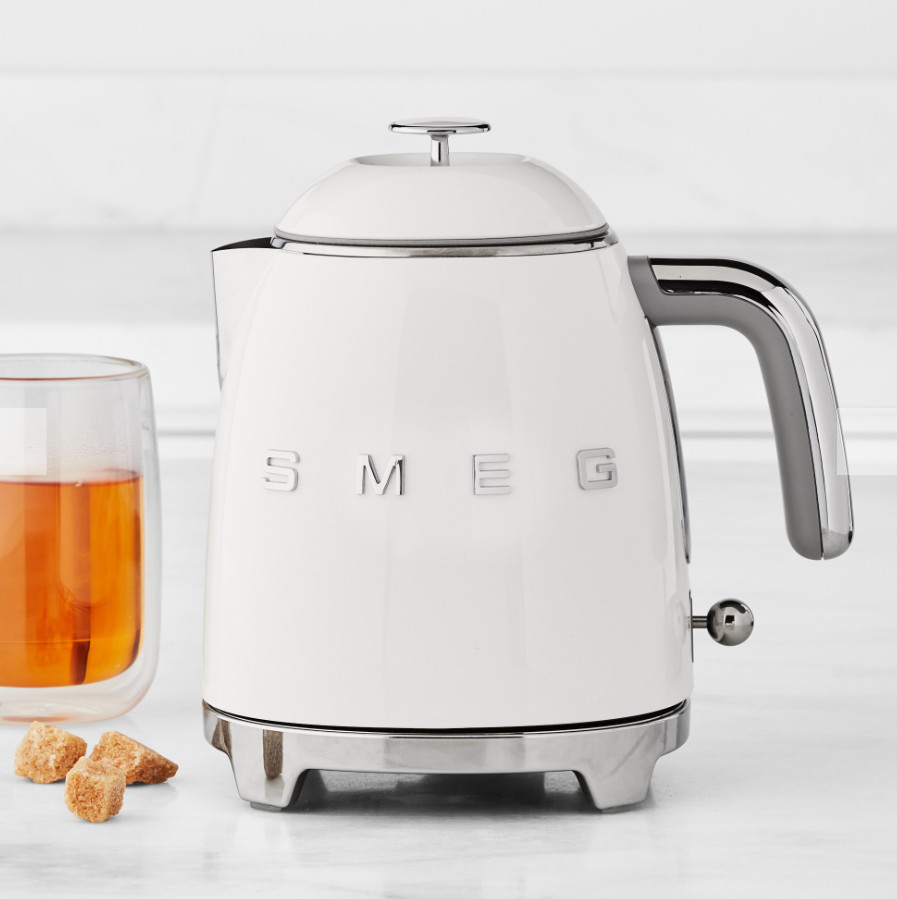 SMEG Mini Kettle White Electric 0.8L 1400W Retro 3-Cup Kettle
