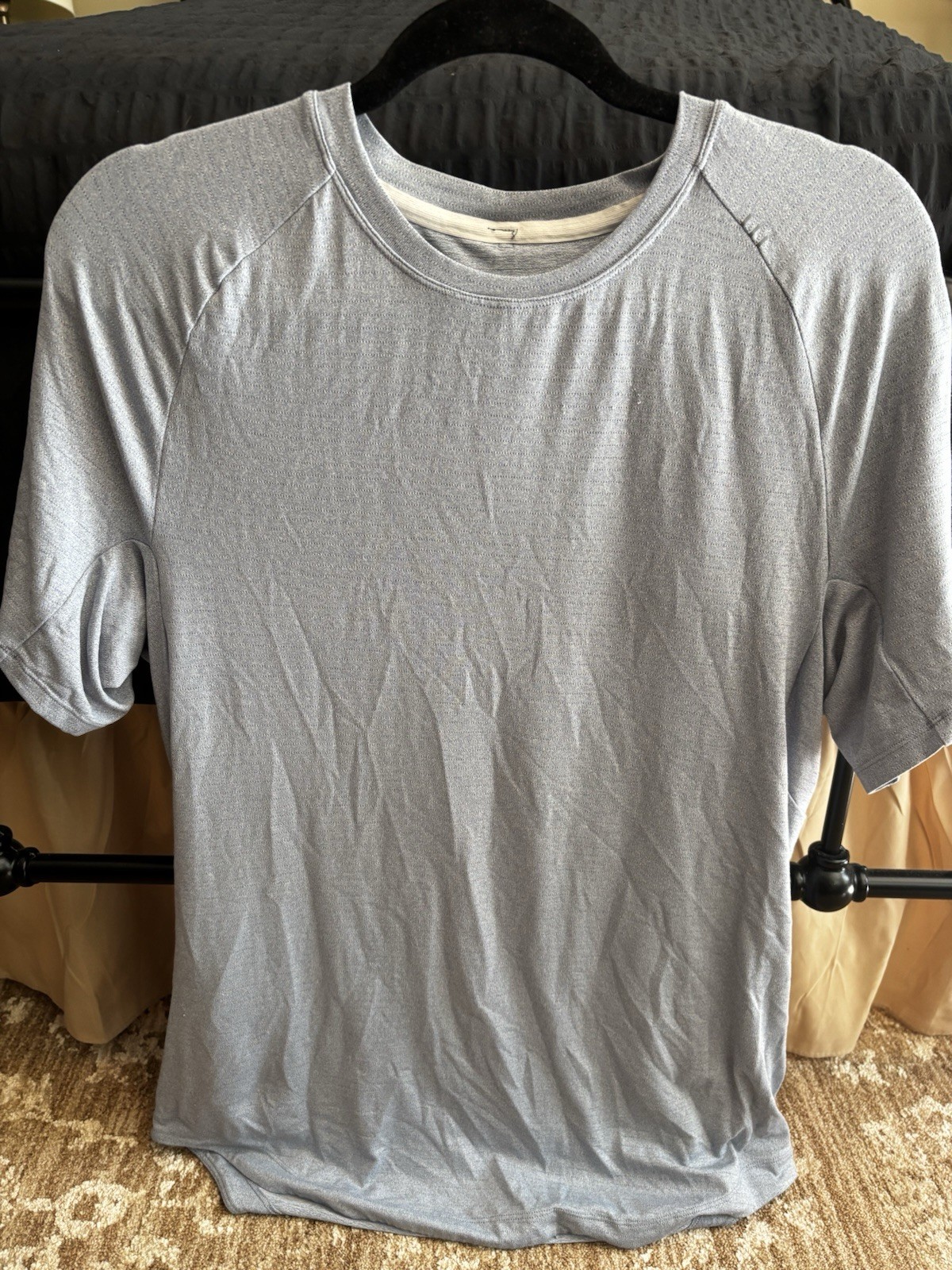 Lululemon Men\'s Better Each Day Short Sleeve Training Shirt Medium Lululemon Men\'s Better Each Day Short Sleeve Training Shirt Medium