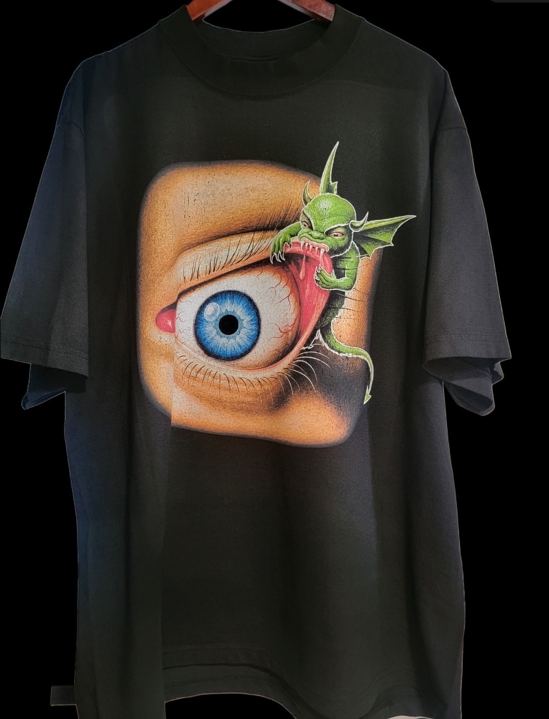 1997 Halloween Horror Nights VNTG REMAKE On SHAKA HEAVYWEIGHT GARMET SHIRT 1997 Halloween Horror Nights VNTG REMAKE On SHAKA HEAVYWEIGHT GARMET SHIRT