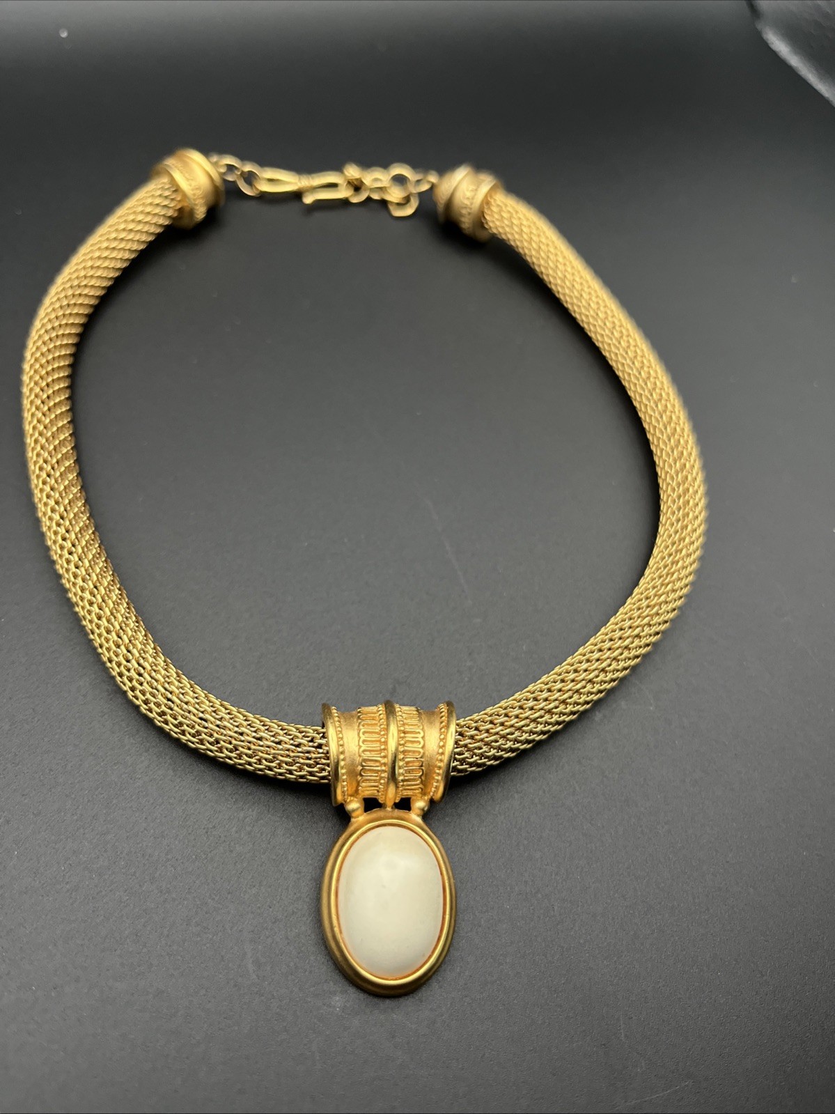 Vintage Signed MONET Gold Tone Mesh Choker Collar Necklace Stone Vintage Signed MONET Gold Tone Mesh Choker Collar Necklace Stone