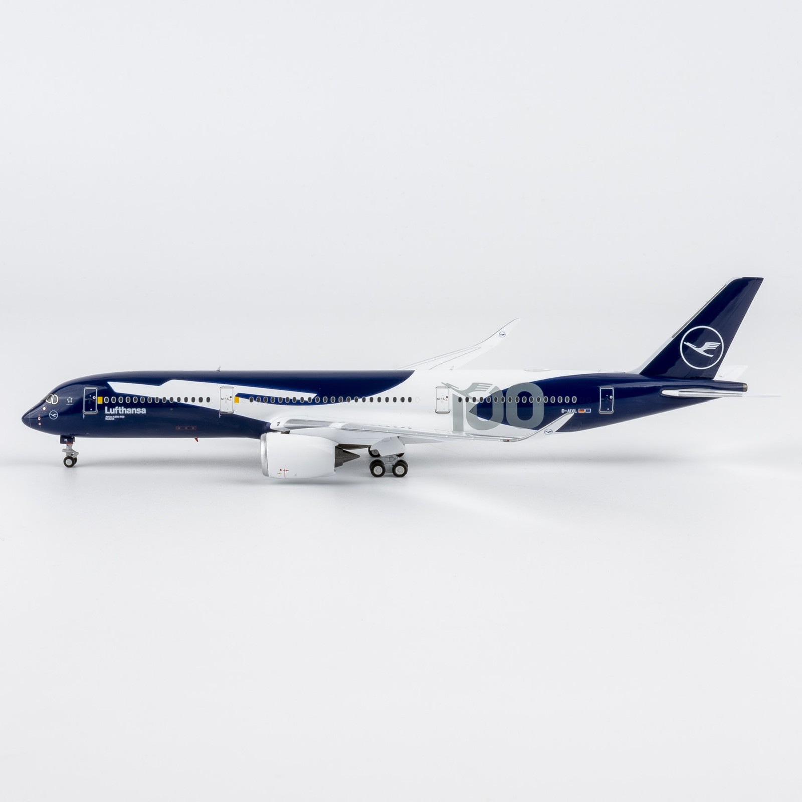 1:400 NG Lufthansa Airbus A350-900 D-AIXL Diecast Passenger Aircraft Plane Model