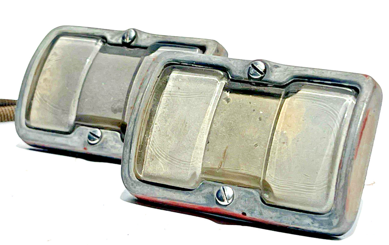 1947 48 49 IH INTERNATIONAL HARVESTER KB-7 PARK LIGHT MARKER LENS GUIDE 5932078 1947 48 49 IH INTERNATIONAL HARVESTER KB-7 PARK LIGHT MARKER LENS GUIDE 5932078