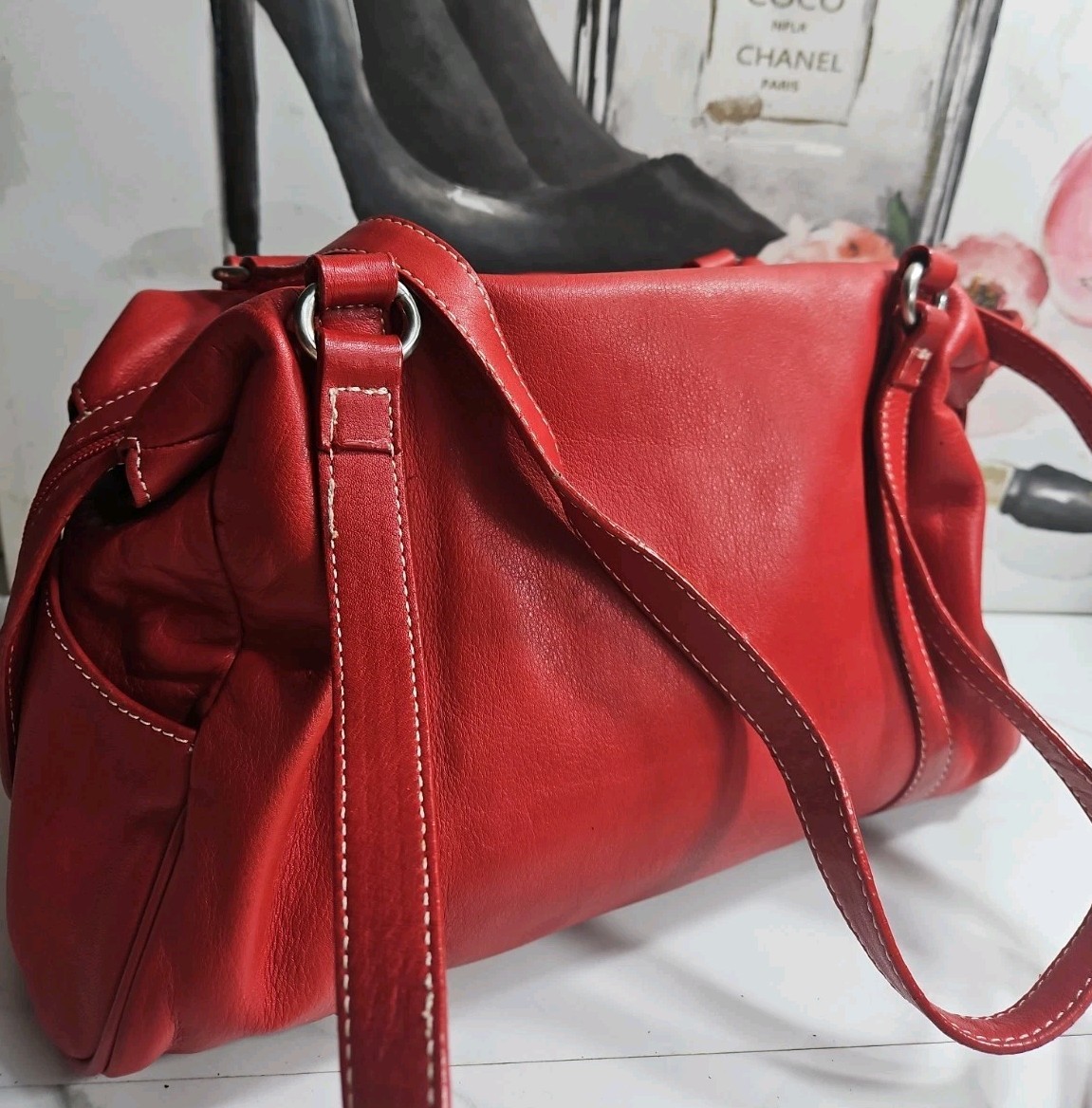 Tignanello Red Leather Hobo Double Handle Slouch Shoulderbag 12.5x8.5x4