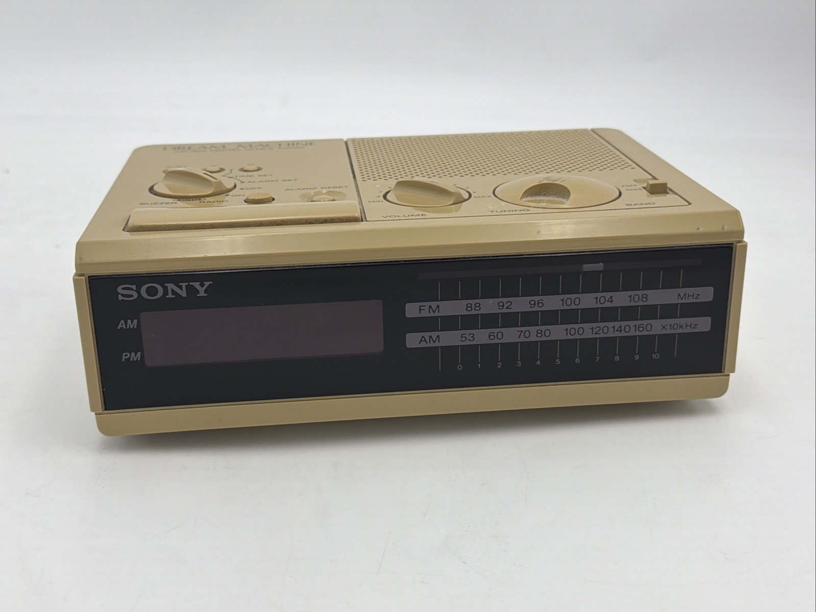 Sony Dream Machine Tan Color Am Fm Digital Clock Radio ICF C2W