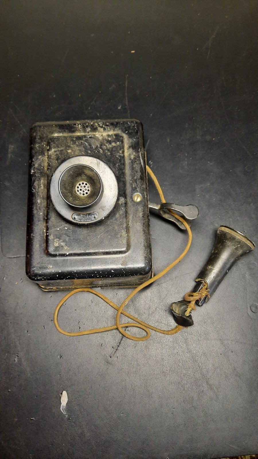 Antique American Tel & Tel Co. Telephone Antique American Tel & Tel Co. Telephone