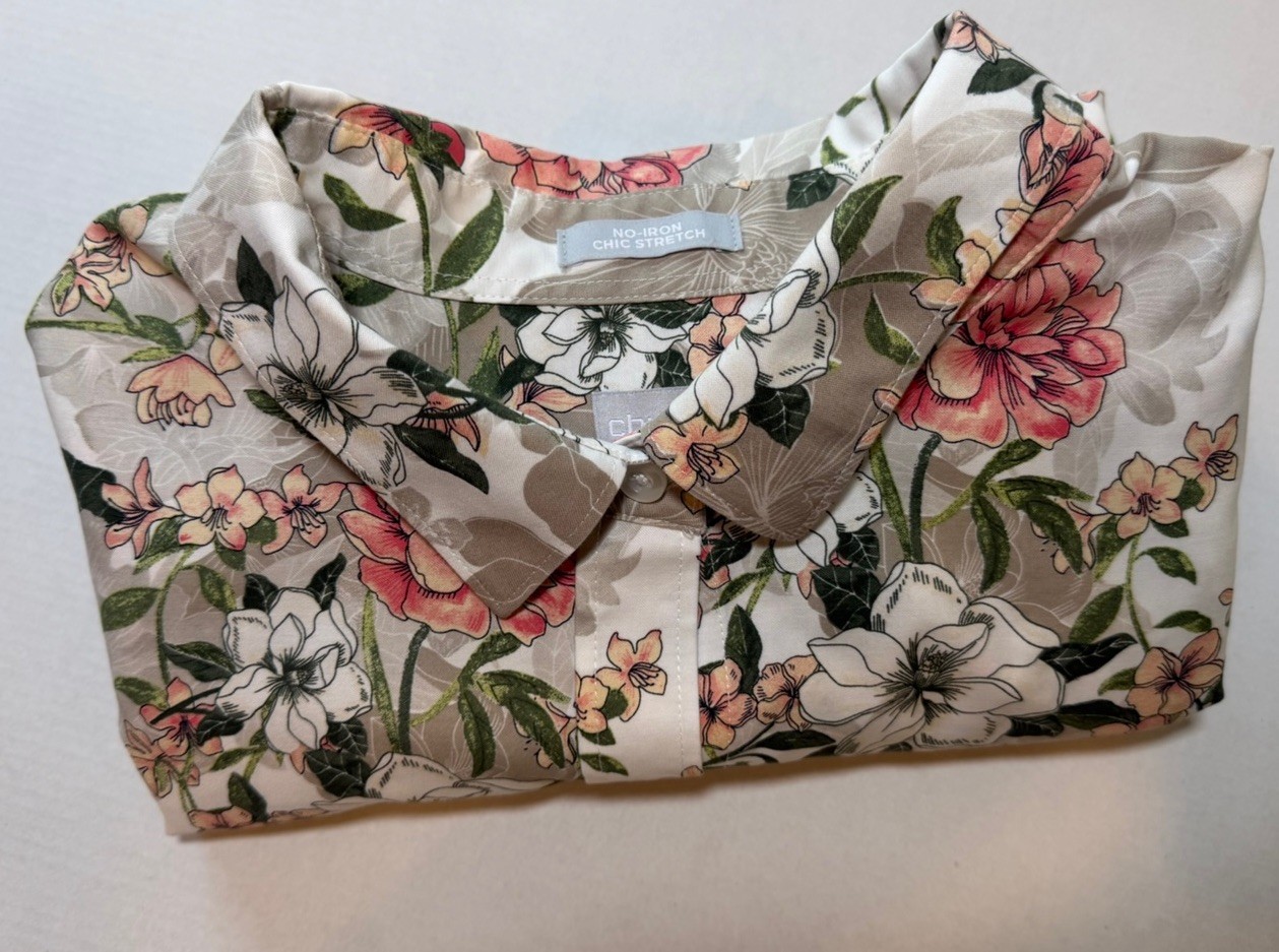 Chico’s No-Iron Chic Stretch Floral Button Down Shirt Tunic Size 3 XL / 16 Pink