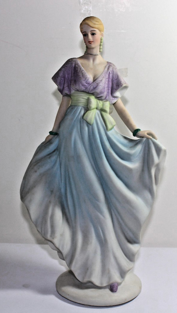 1980 VINTAGE VALENTINO COLLECTION HAND CRAFTED PORCELAIN LADY FIGURINE