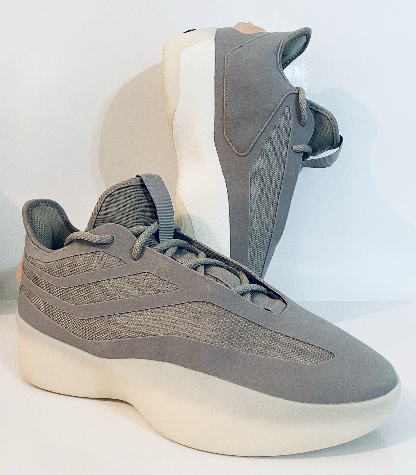 adidas Fear of God x II BASKETBALL Sneaker Putty Beige Gray JS0980 Mens 11.5 adidas Fear of God x II BASKETBALL Sneaker Putty Beige Gray JS0980 Mens 11.5