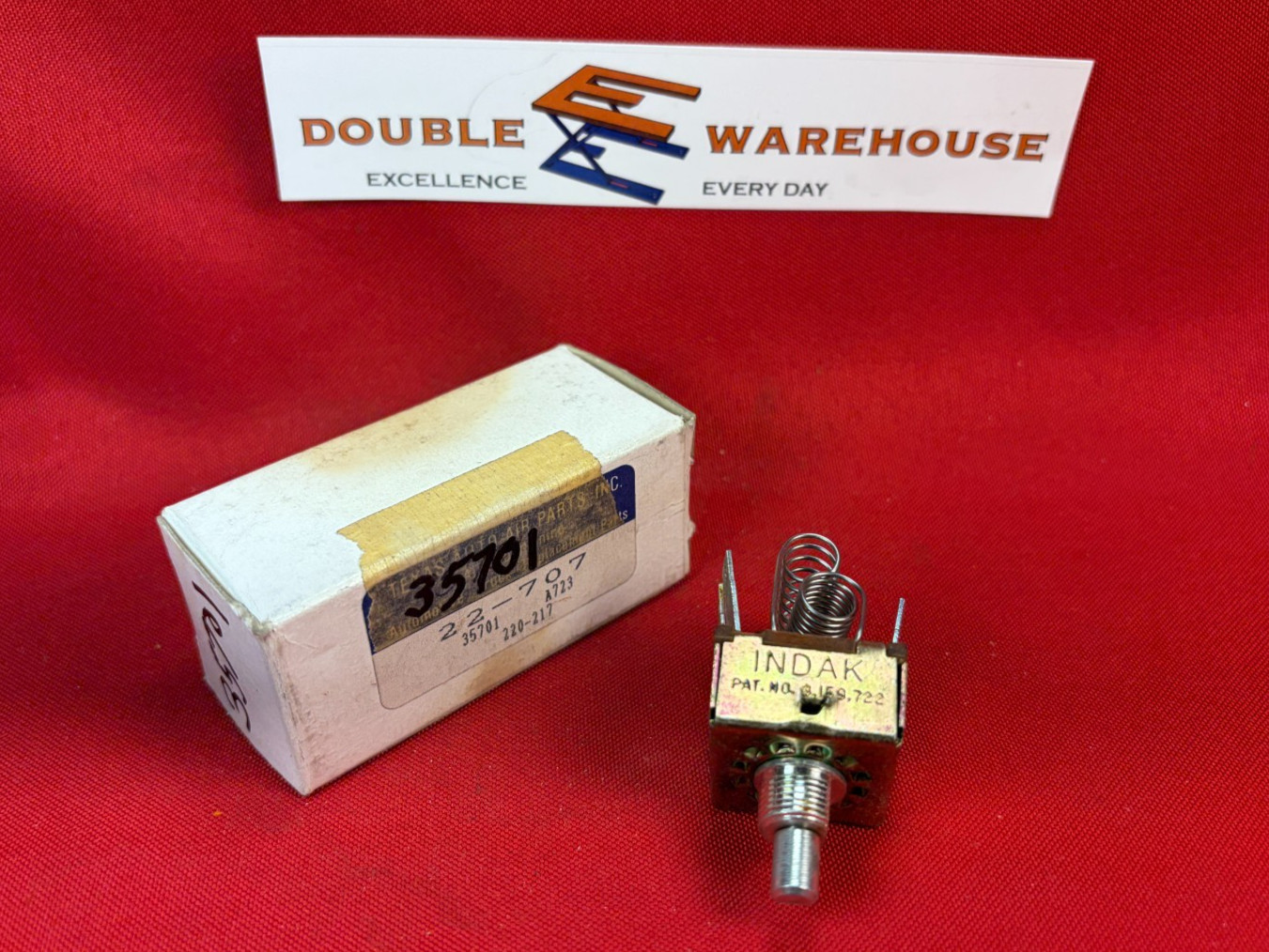 NOS OEM INDAK Four Seasons 35701 Rotary Selector Blower Switch 3.159.722