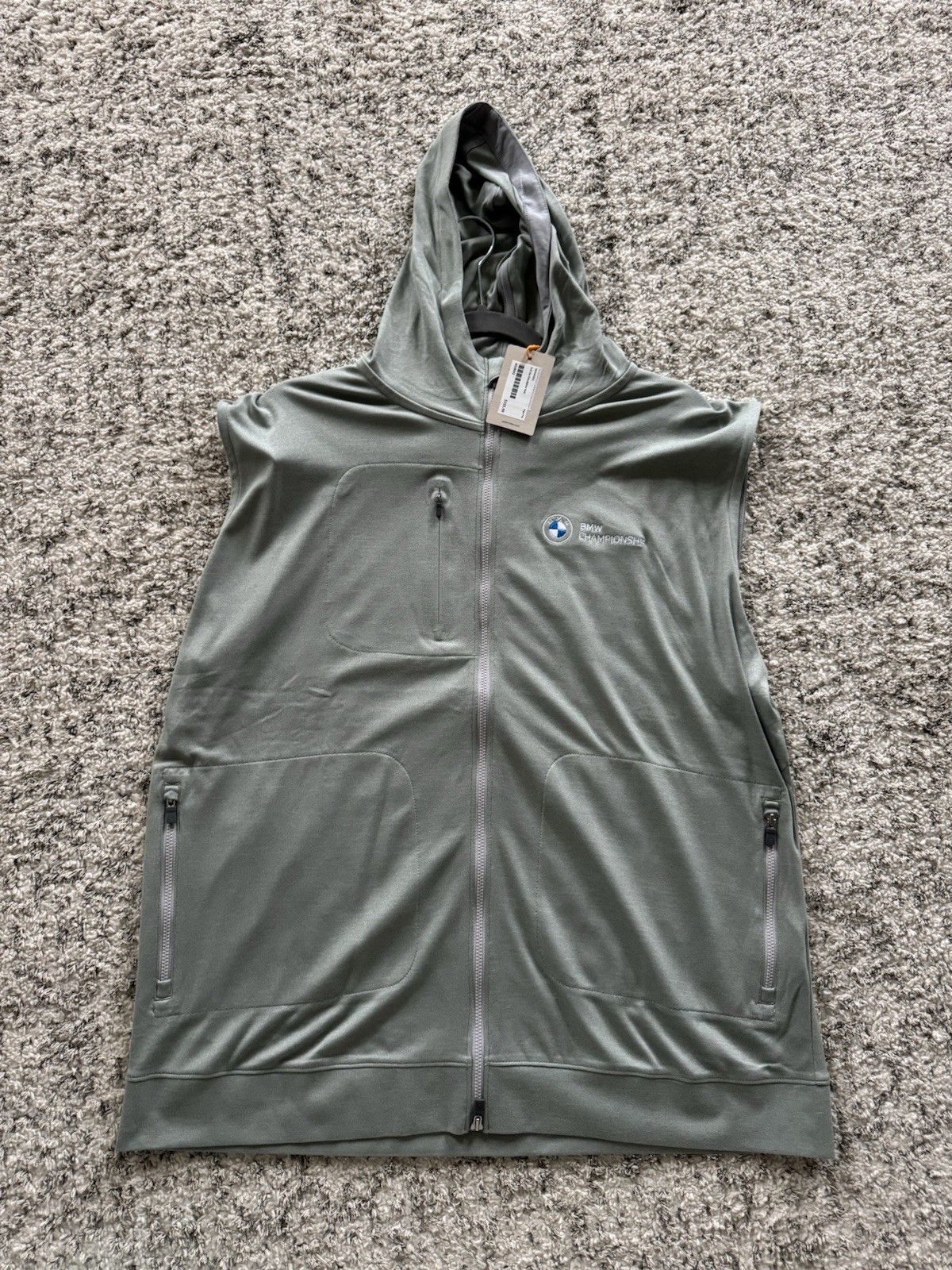 Peter Millar Crown Sport Active Full Zip Hooded Vest Men’s L Gray Golf Peter Millar Crown Sport Active Full Zip Hooded Vest Men’s L Gray Golf
