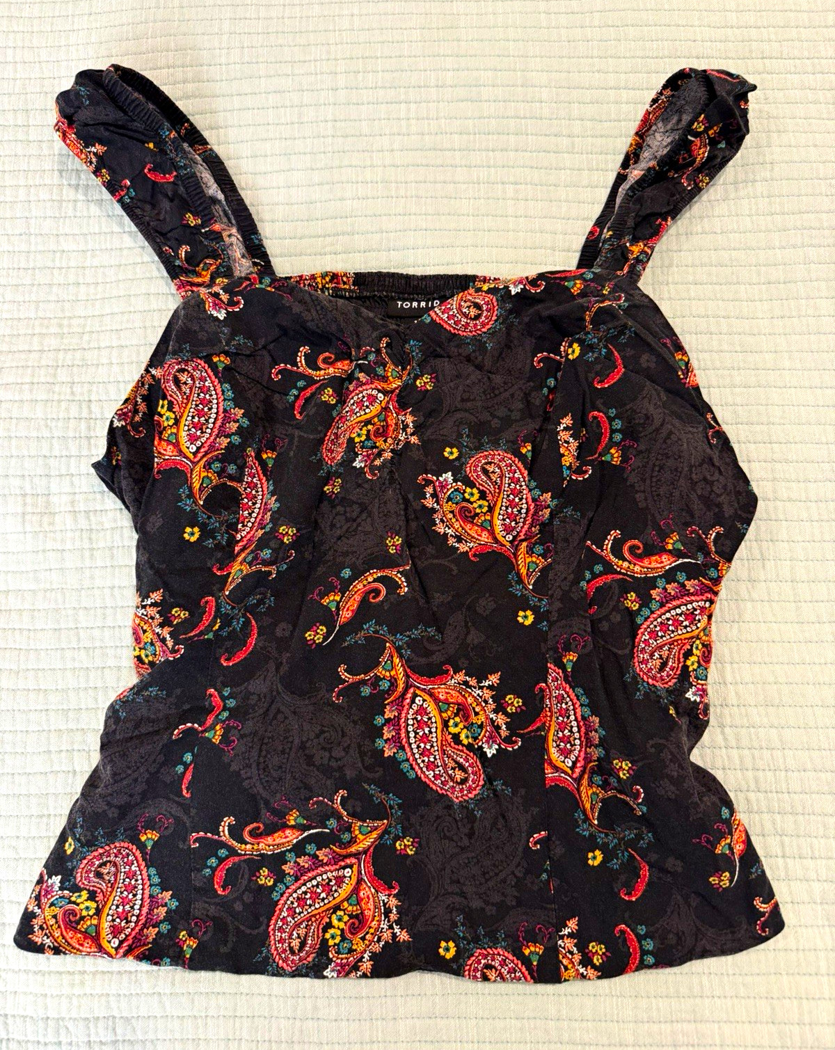 Torrid Women’s Paisley Black/Multicolor Smocked Back Camisole Top Size 1 Torrid Women’s Paisley Black/Multicolor Smocked Back Camisole Top Size 1