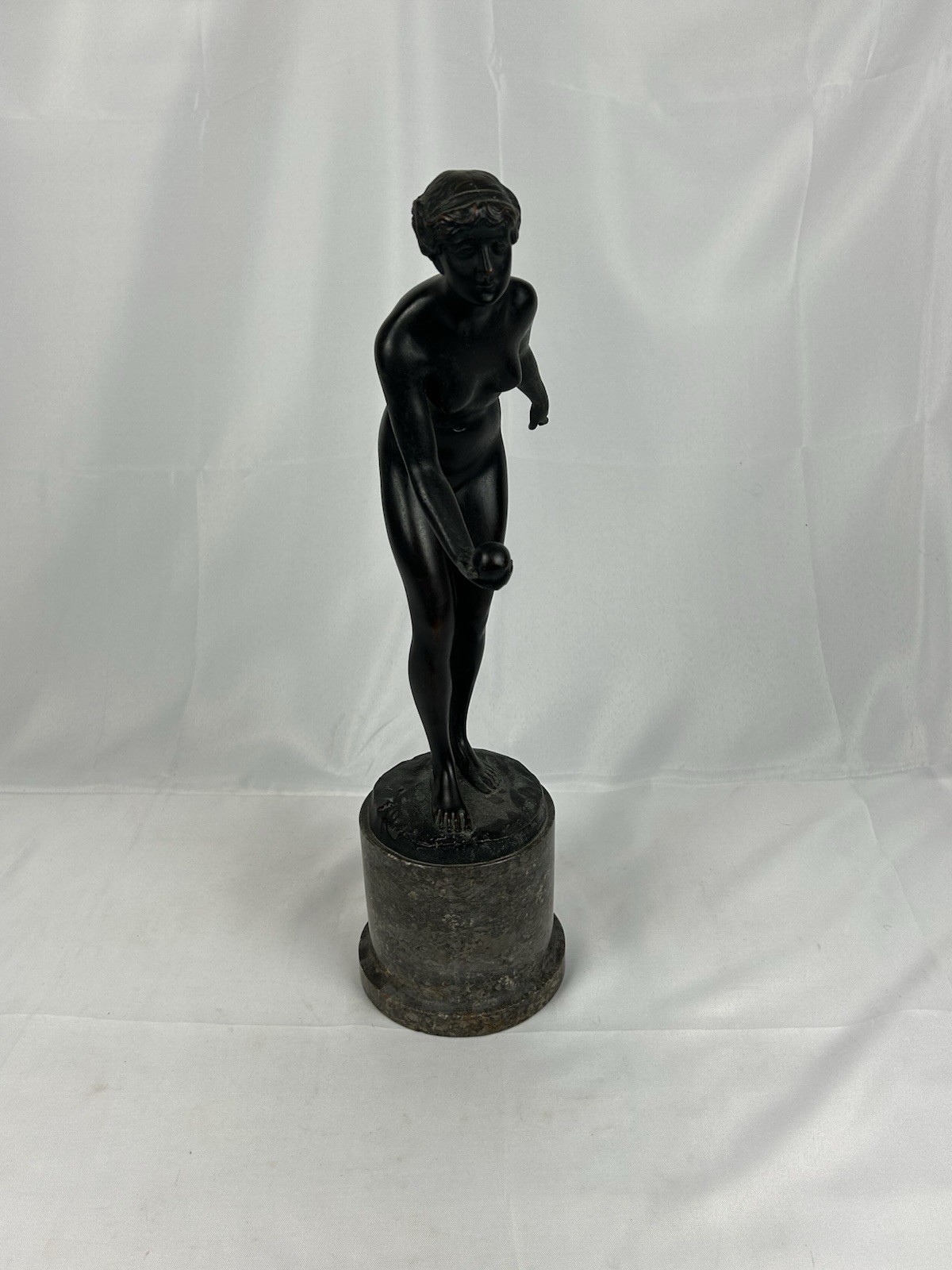BRONZE STATUE WOMAN ON MARBLE STAND SIGNED FRANZ IFFLAND 18\