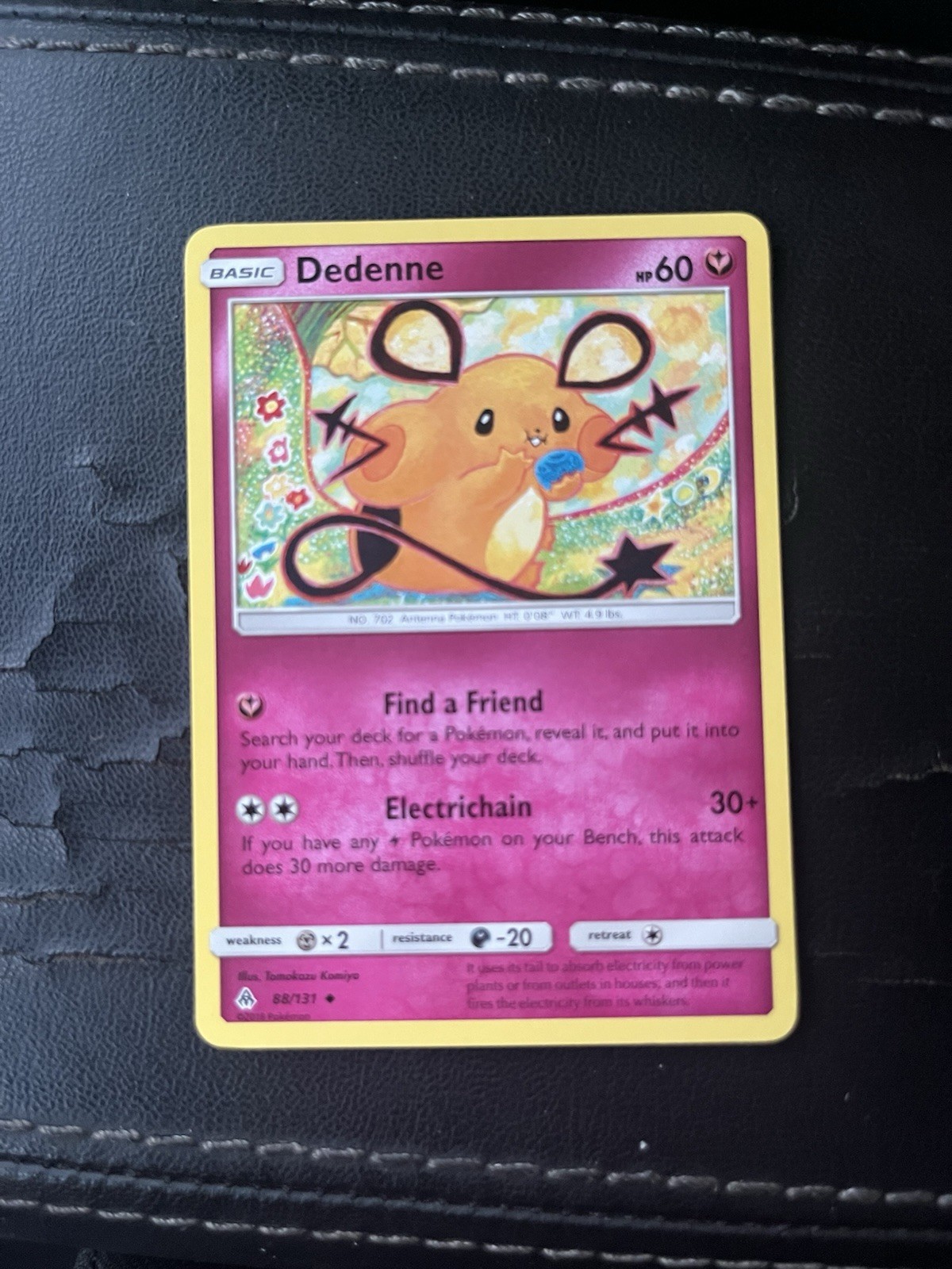 Dedenne 88/131 Sm-Forbidden Light Regular Dedenne 88/131 Sm-Forbidden Light Regular