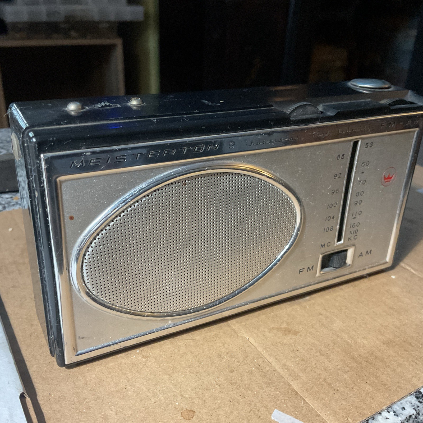 Channel Master Vintage Portable AM/FM Radio Channel Master Vintage Portable AM/FM Radio