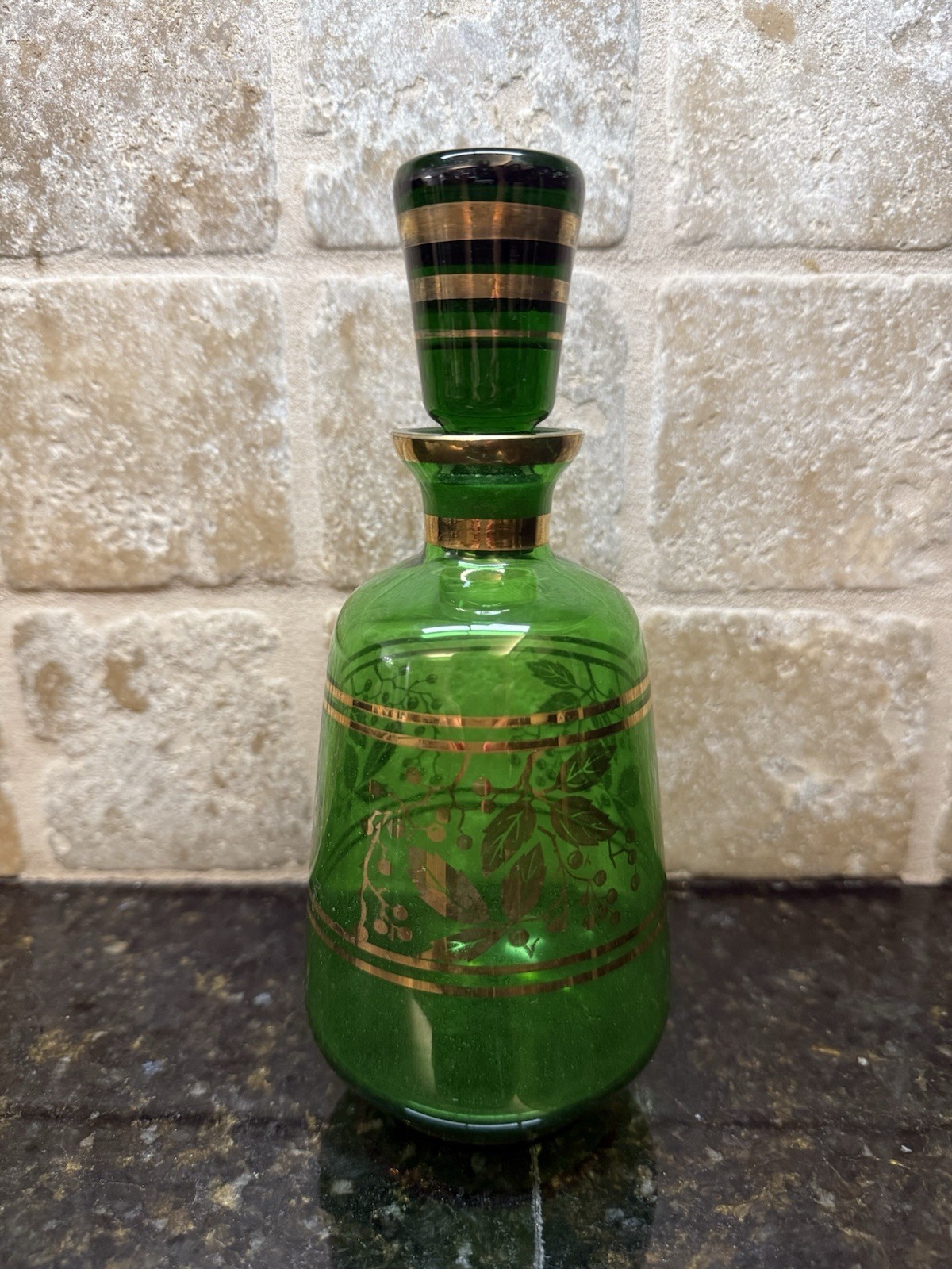 Vintage Italian Emerald Green Gold Glass Decanter w/ Stopper 8.5”