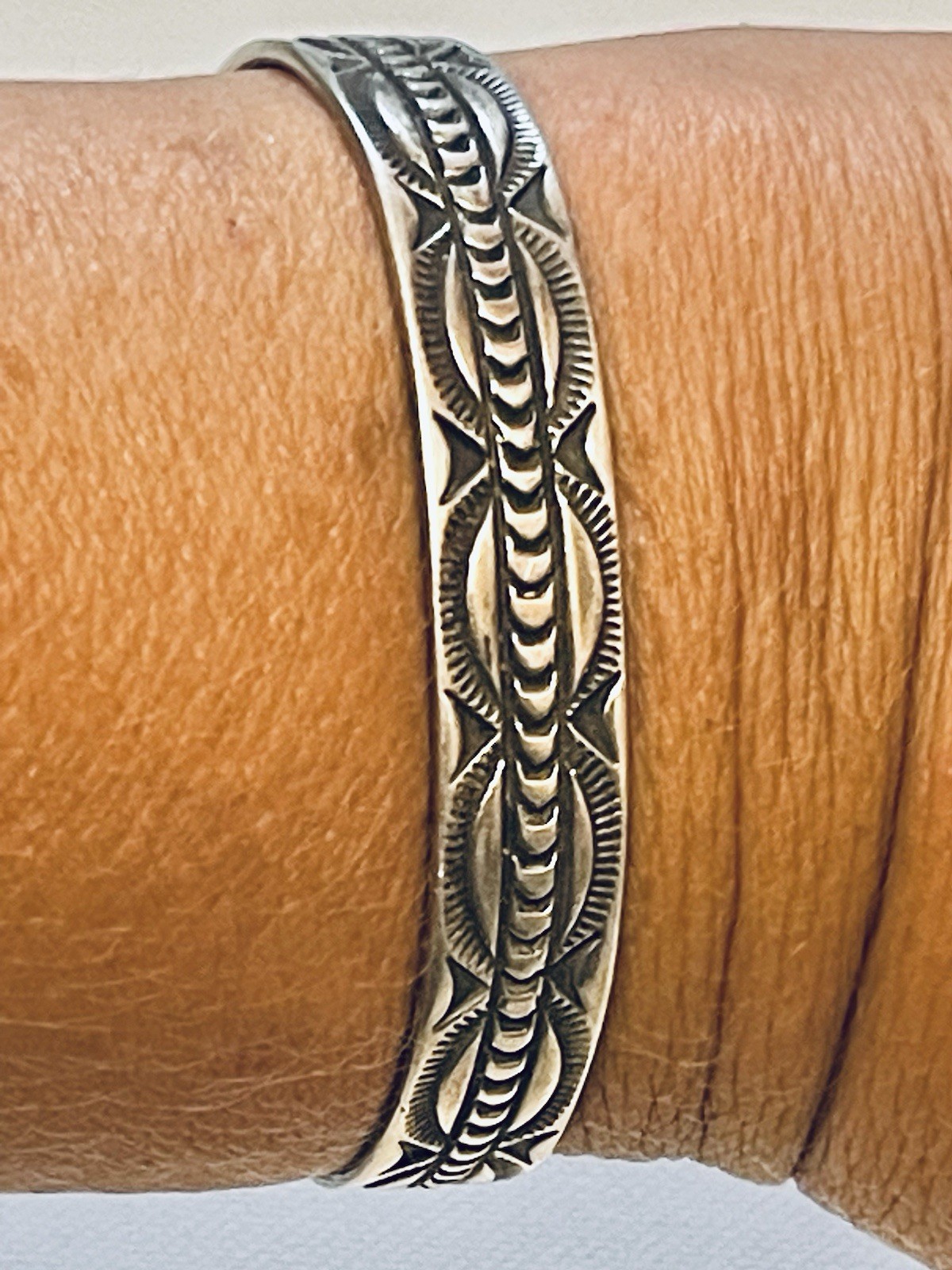 VTG  L.A. Willis Navajo Sterling Silver Cuff Bracelet Hand Stamped 20g 6.5\