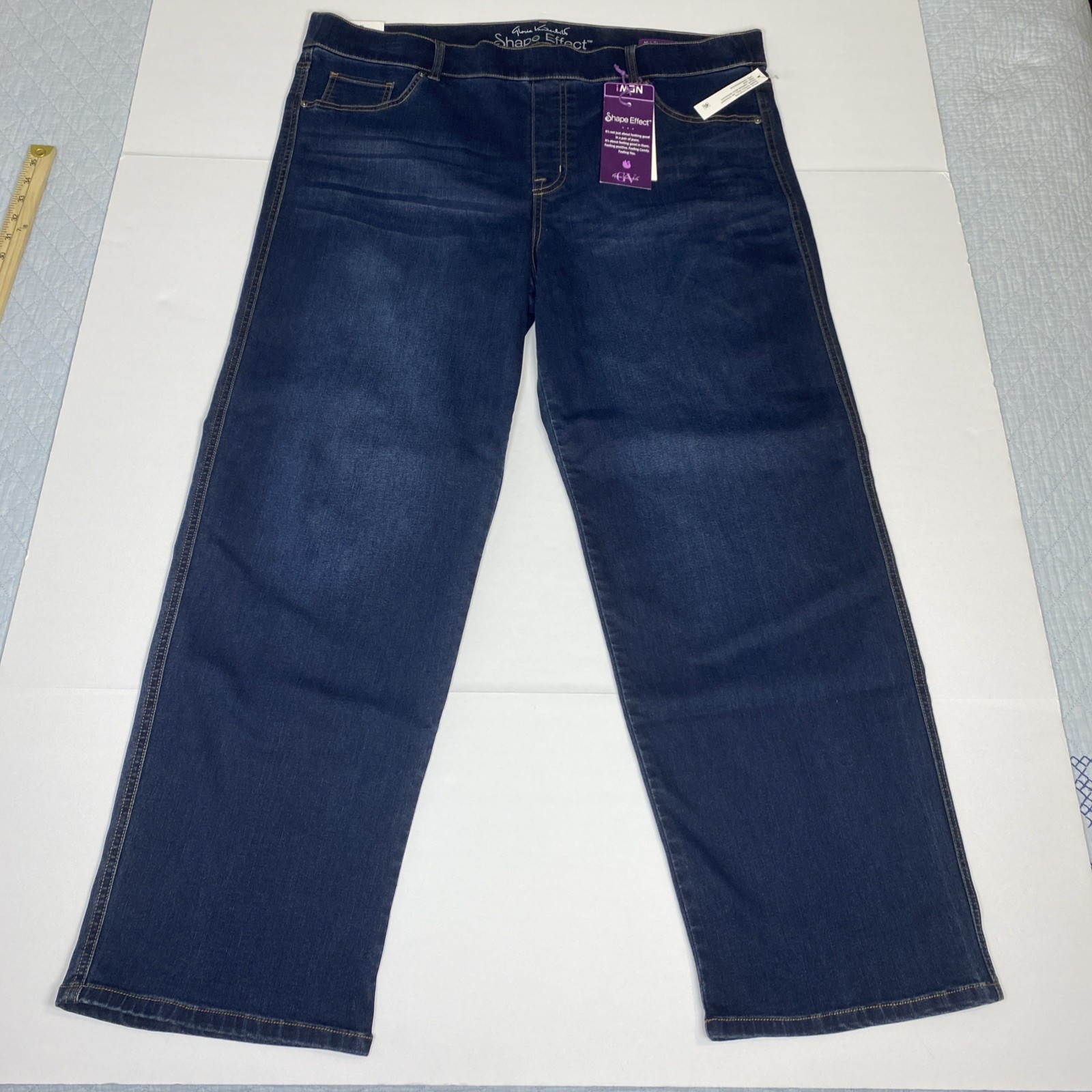 NWT Gloria Vanderbilt Womens Plus 20W Shape Effect Straight Leg Pull On Jeans