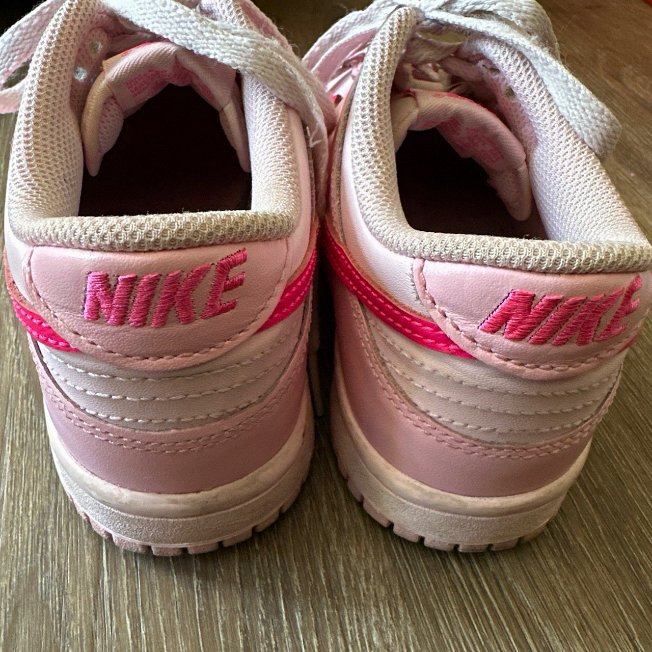 Nike Unisex Kids Sneaker US 6 Pink/White Low Top Lace-Up Leather Logo Nike Unisex Kids Sneaker US 6 Pink/White Low Top Lace-Up Leather Logo