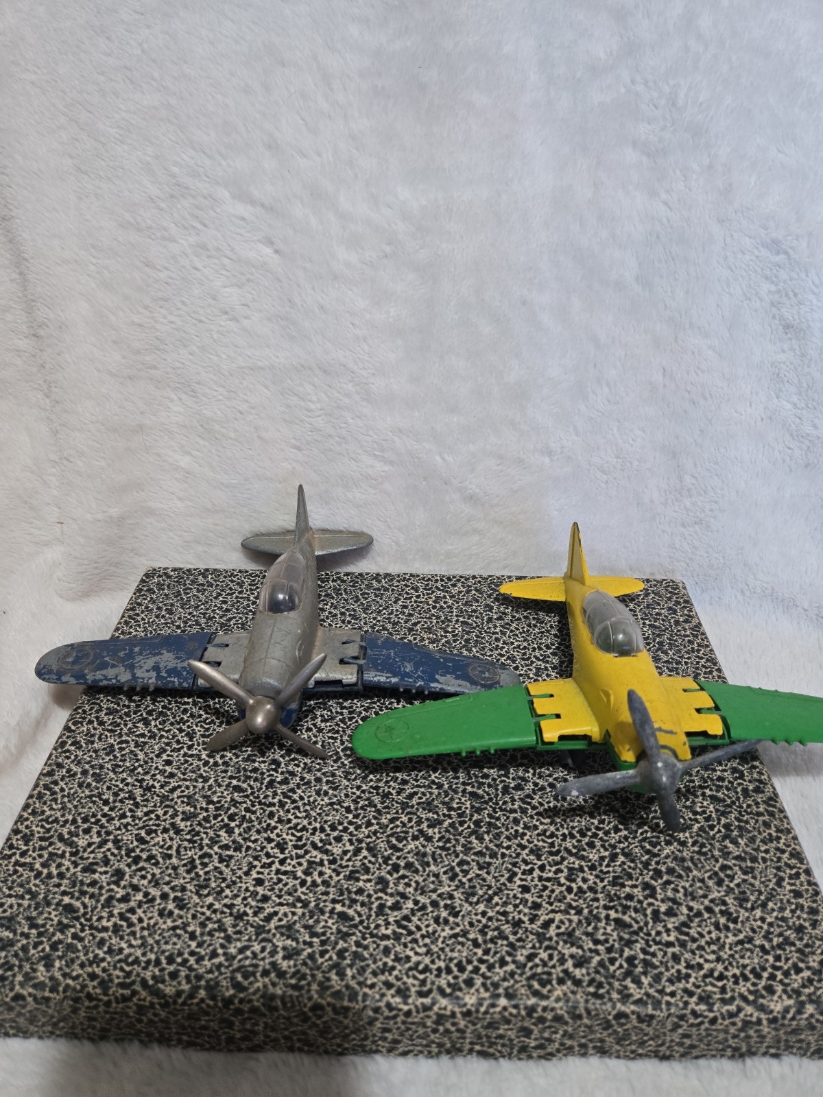 2 Hubley Kiddie Toy Vintage Diecast Military Airplane Green Yellow/Blue Silver 2 Hubley Kiddie Toy Vintage Diecast Military Airplane Green Yellow/Blue Silver