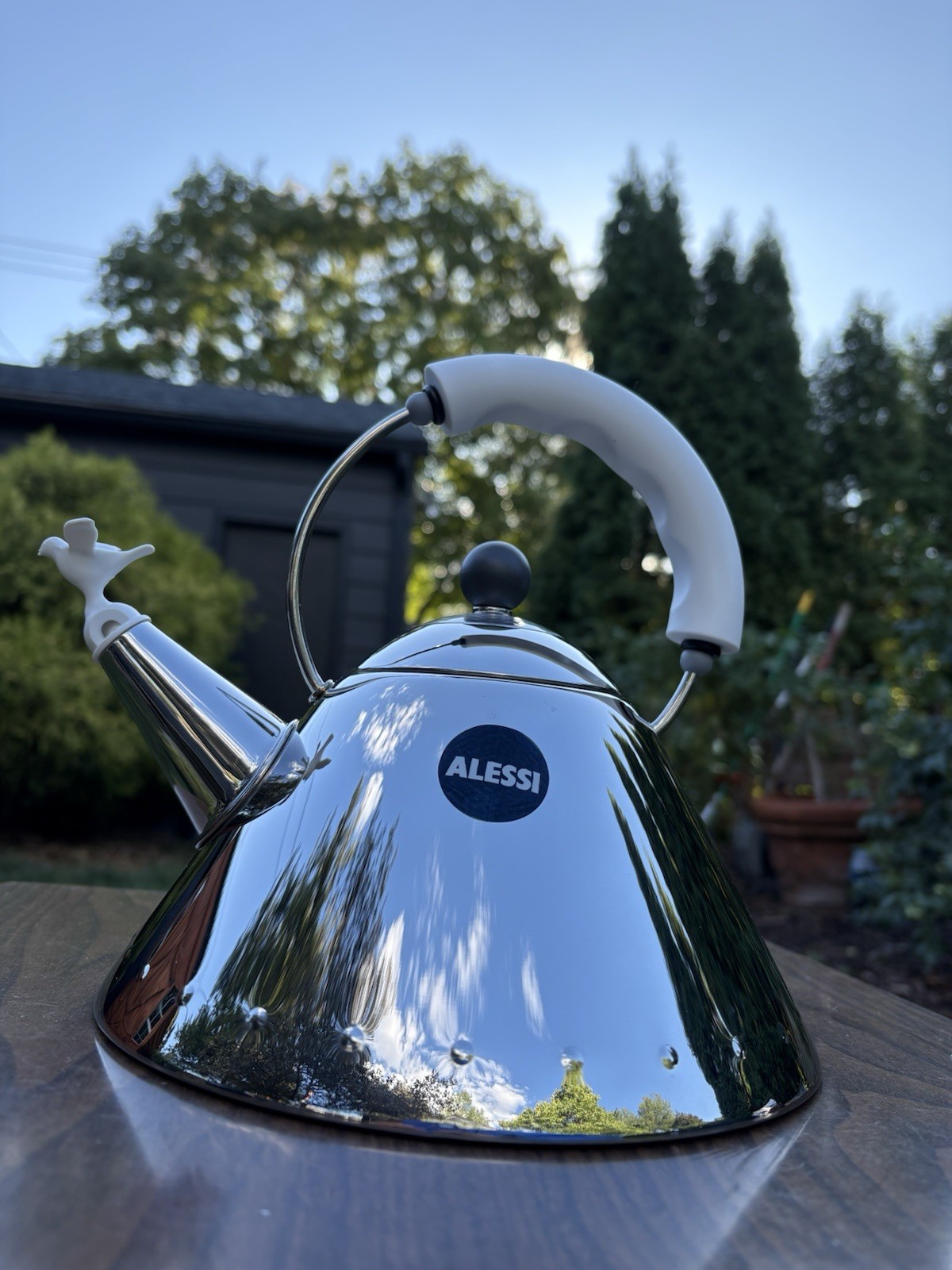 Alessi Michael Graves 9093/MPN 9093 Stainless Steel 2 Qt Whistling Tea Kettle