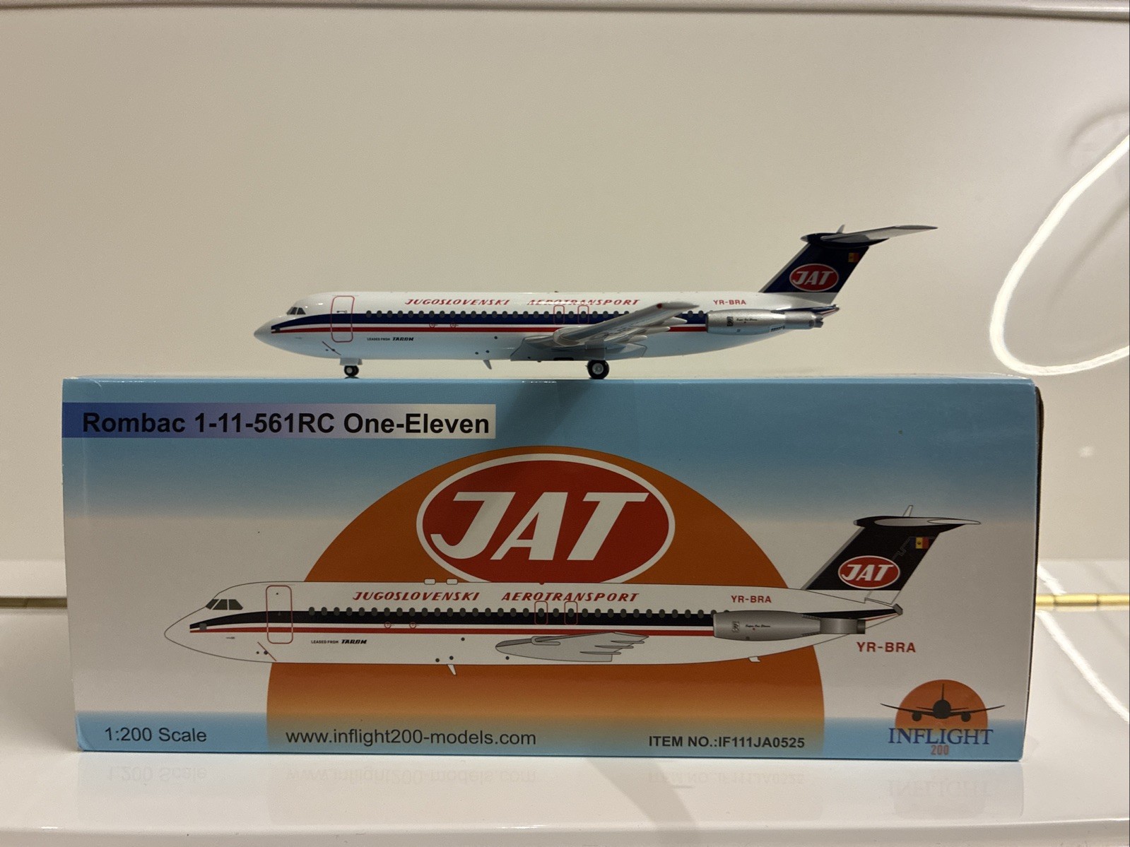 1:200 Inflight JAT Yugoslav BAC 1-11 YR-BRA Retro Livery Diecast Plane Model 1:200 Inflight JAT Yugoslav BAC 1-11 YR-BRA Retro Livery Diecast Plane Model