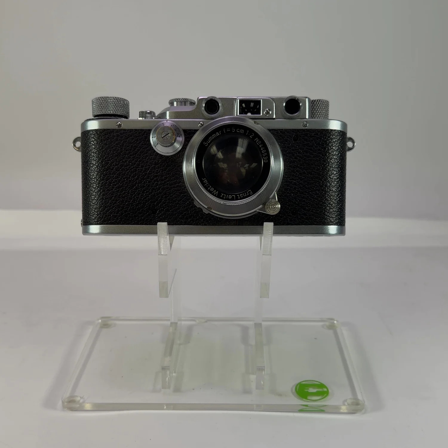 Leica III Barnack 35mm Camera with Summar 50mm f2 LTM Lens & Case