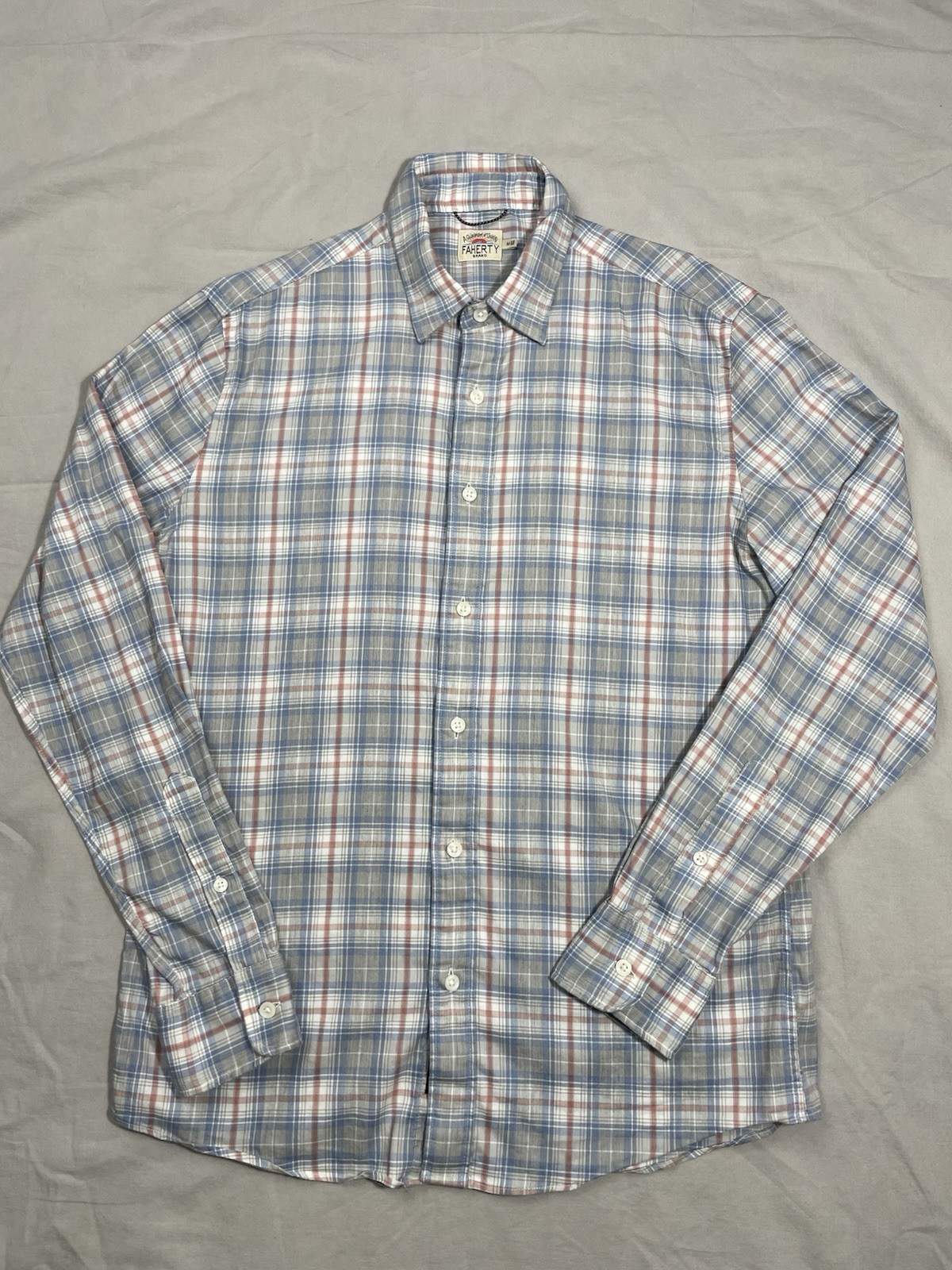 Faherty The Movement Sport Plaid Shirt Men’s Performance Size Medium Grey Faherty The Movement Sport Plaid Shirt Men’s Performance Size Medium Grey
