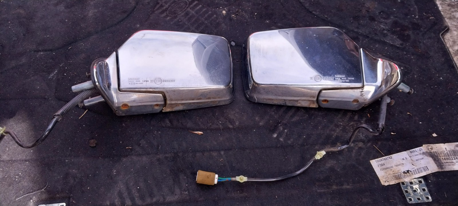 1987-1997 Nissan Pickup Left Right Power Chrome Side View Mirrors OEM Pair Set 1987-1997 Nissan Pickup Left Right Power Chrome Side View Mirrors OEM Pair Set