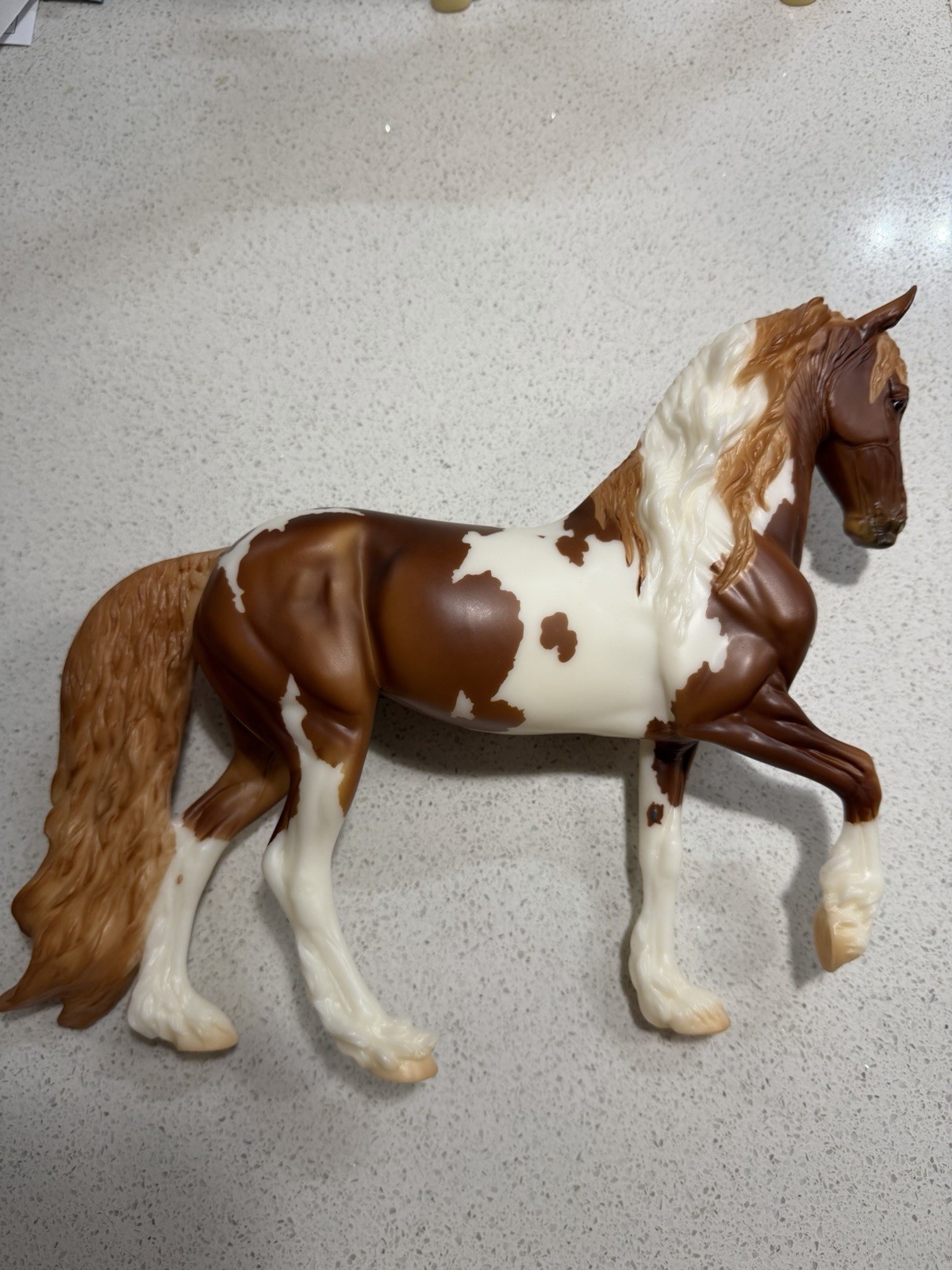 Breyerfest 2026 Scandi Surprise Matte Chestnut Pinto Breyerfest 2026 Scandi Surprise Matte Chestnut Pinto