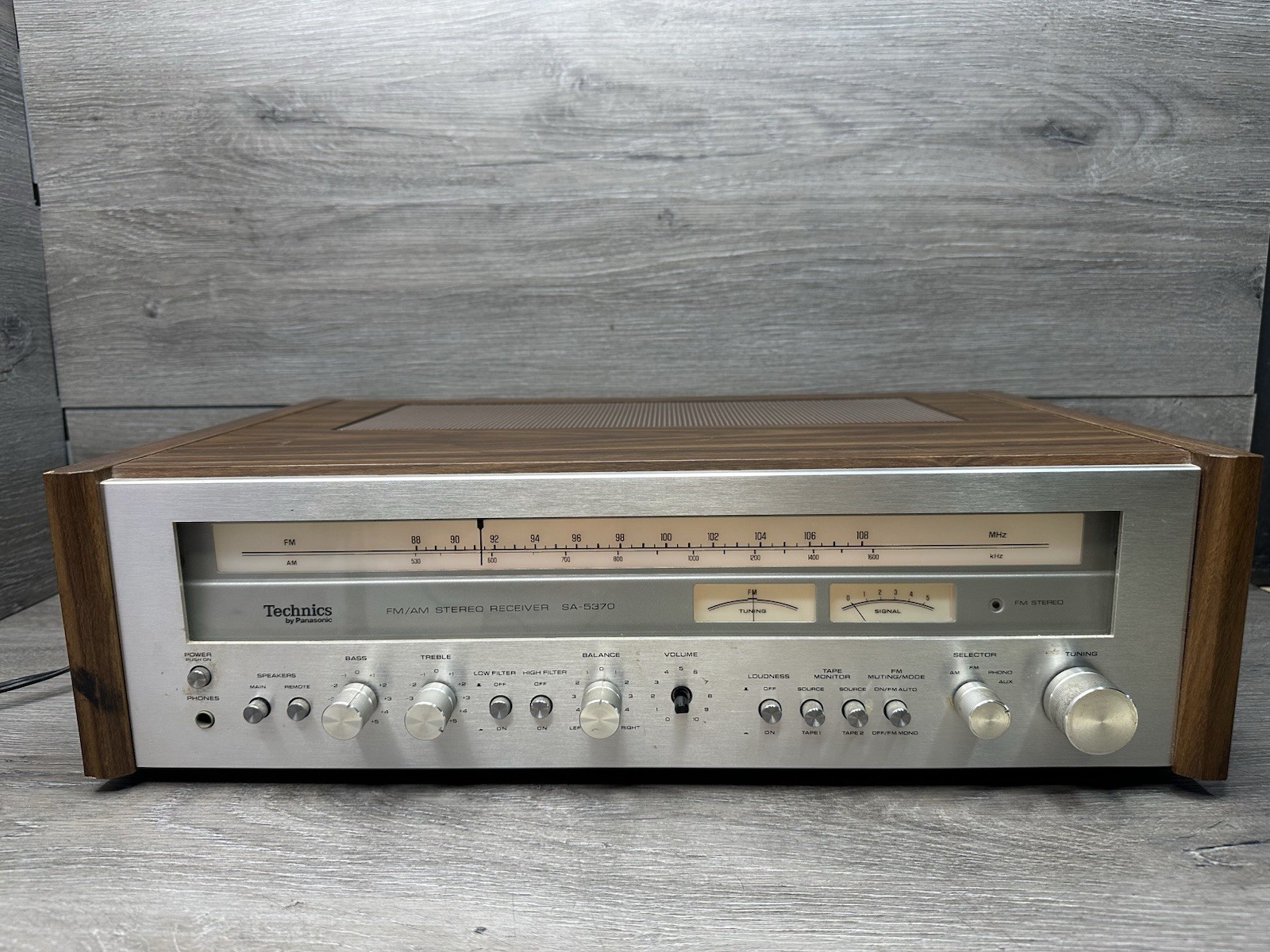 Vintage Technics SA-5370 Stereo Receiver Working 100% Missing Volumen Knob