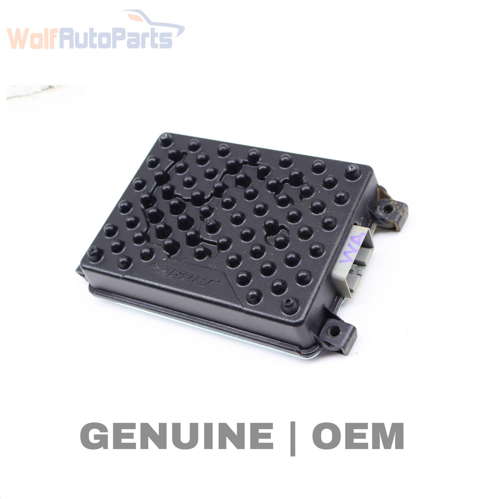 2010-2016 PORSCHE PANAMERA - BOSE Subwoofer Amplifier / AMP 97064556503