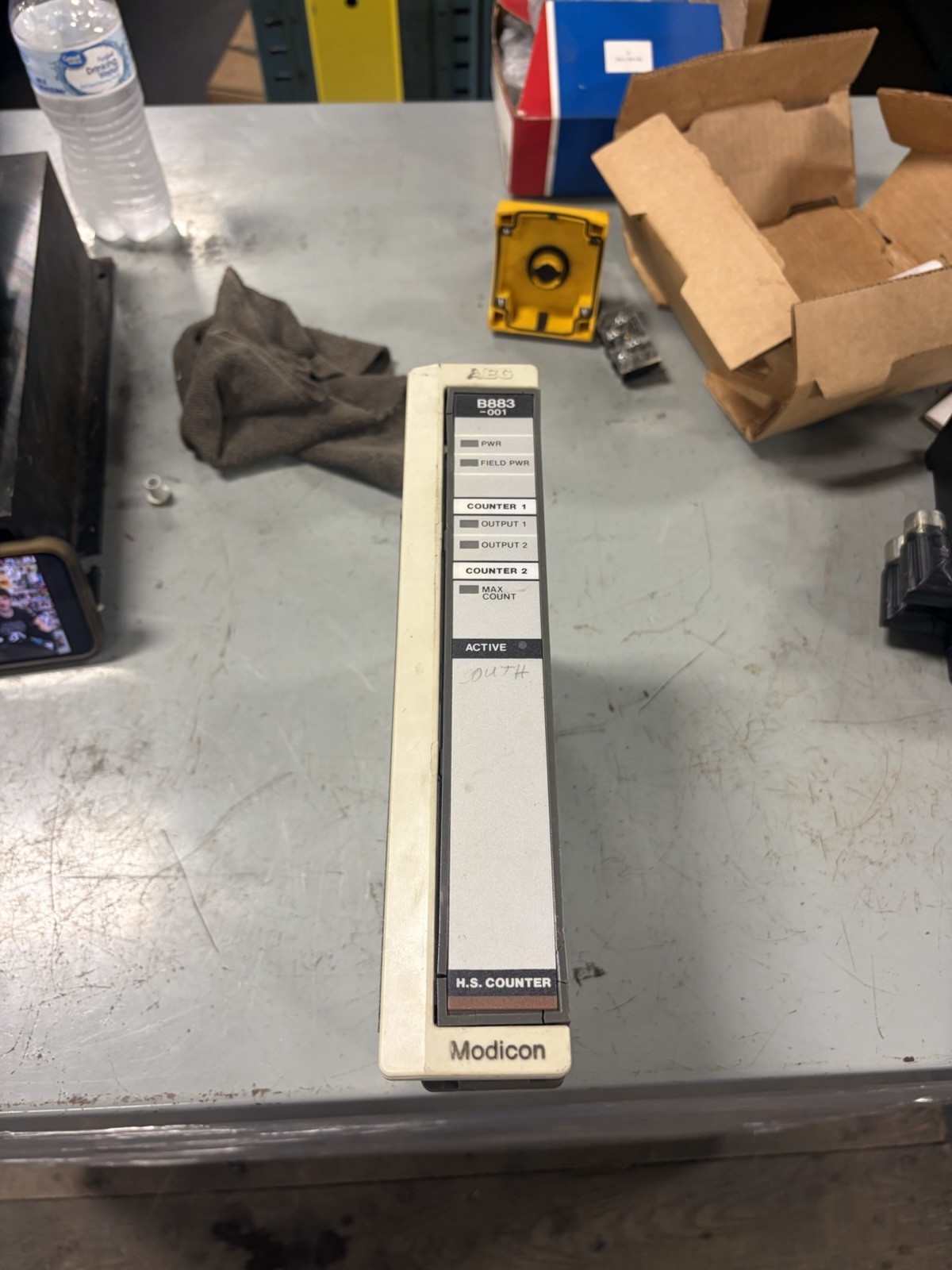 Gould AS-B883-001 Programmable Controller USED