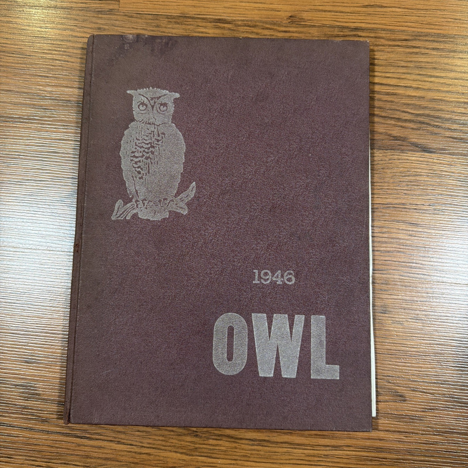 Vintage 1946 Ooltewah High School TN Yearbook \ Vintage 1946 Ooltewah High School TN Yearbook \