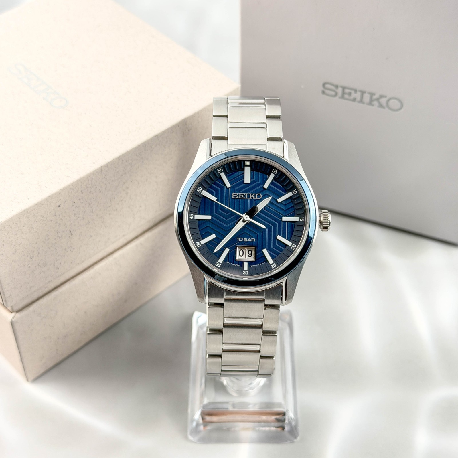 Seiko Essentials SUR559 Men's Blue Dial Stainless Steel Strap Quartz Watch 40mm