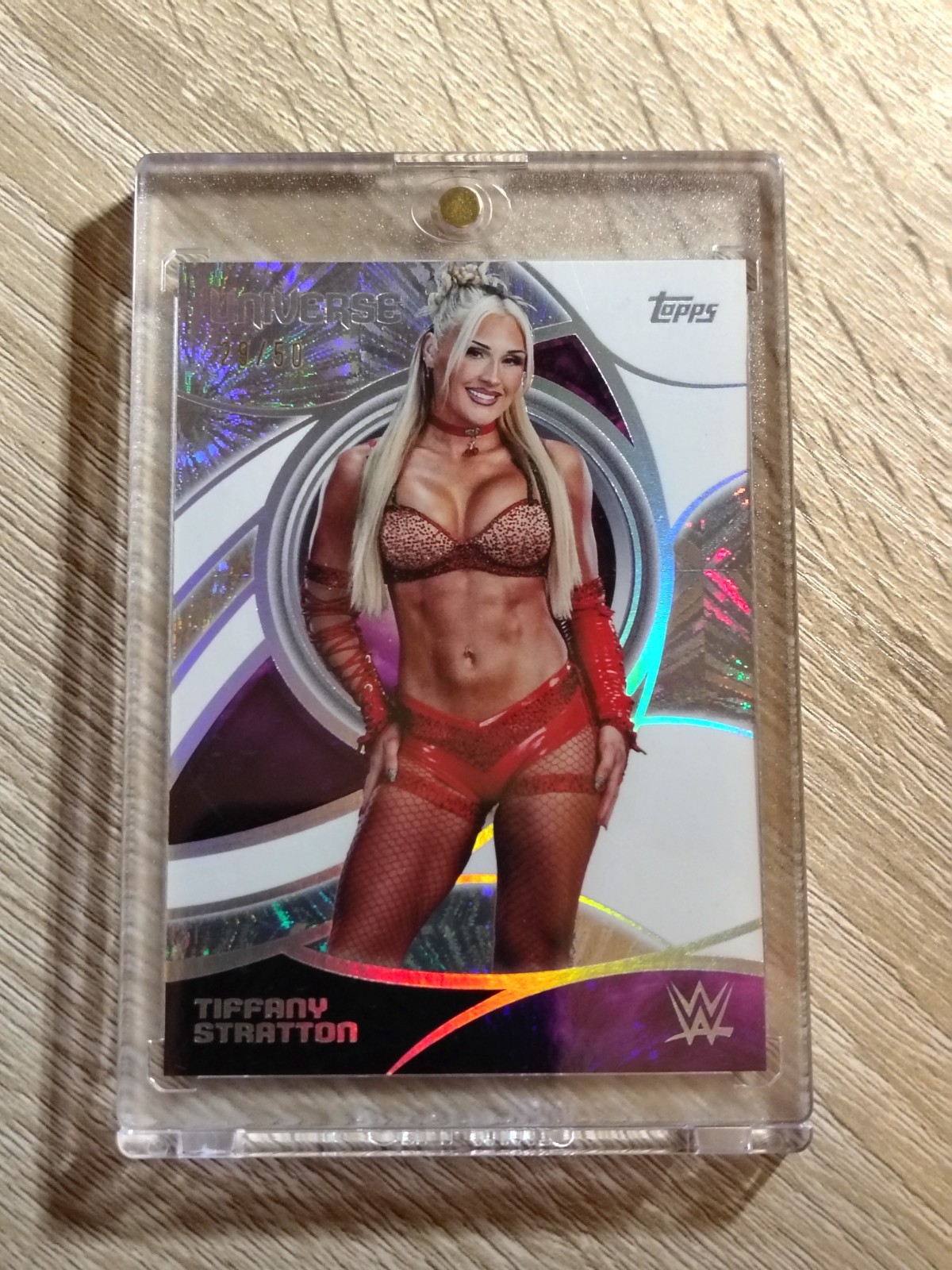 Topps 2026 WWE Universe Tiffany Stratton #80 SmackDown Holo Serial #29/50