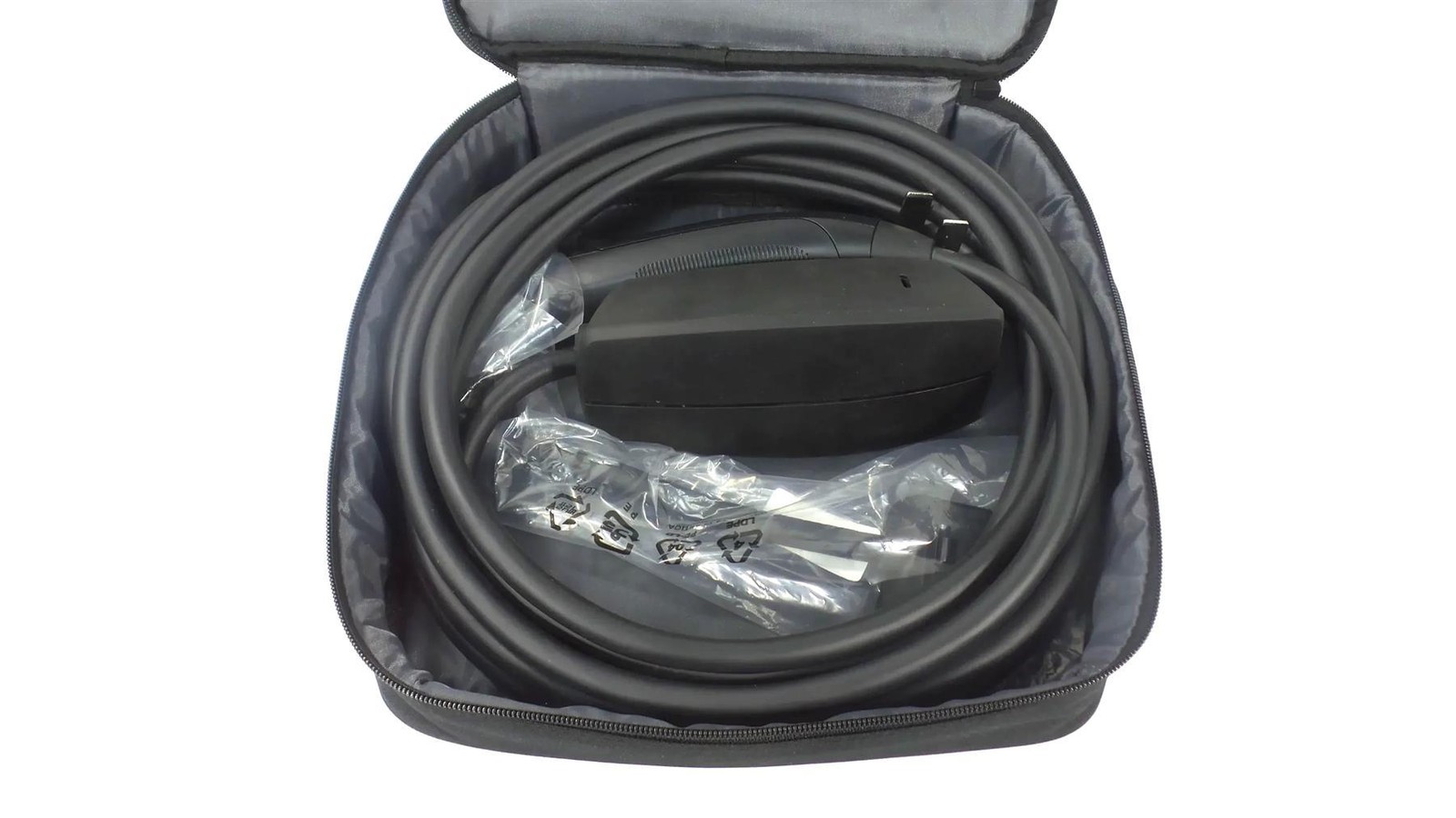 Tesla 1937825‑00‑E Mobile Connector Gen 3 EV Charger 32A 120‑240V 20-ft Cable