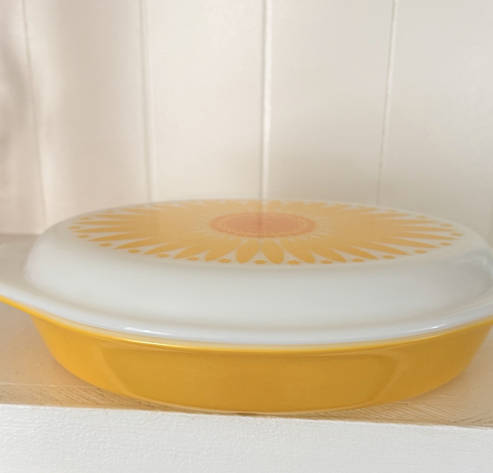 yellow sunflower daisy pyrex casserole dish