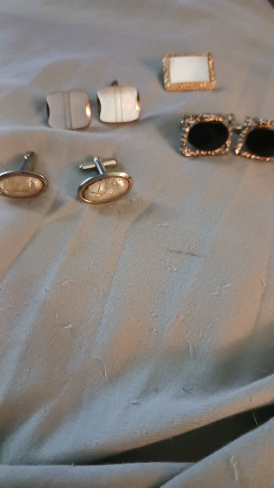 Lot of  3 1/2 sets of Yellow Gold Plated Vintage 1950s-1970s cufflinks