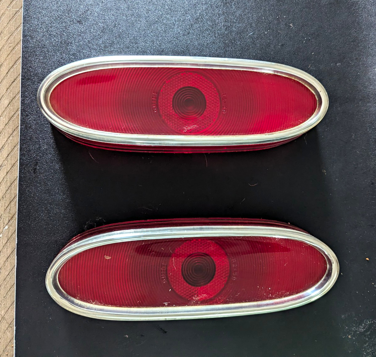 1959 Pontiac Catalina Tail Lights Pair Genuine R2-59 Guide Original OEM