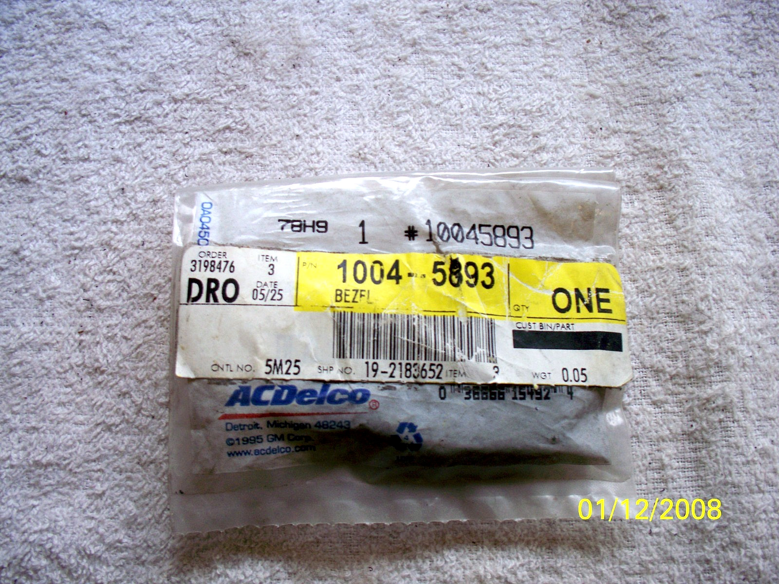 GM AC Delco NOS Radio Antenna Bezel 10045893