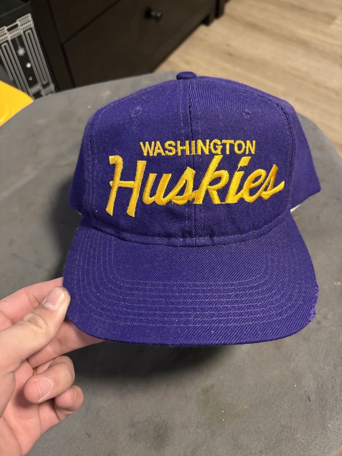 Vintage Washington Huskies Officially Licensed Purple Snapback Cap Hat