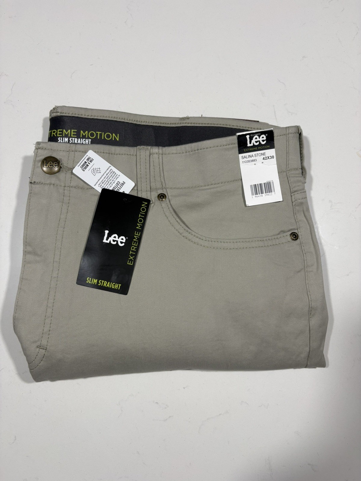 MEN\'S LEE PERFORMANCE SERIES TAPERED LEG STRAIGHT FIT COUGAR 42x30 NEW WITH TAGS