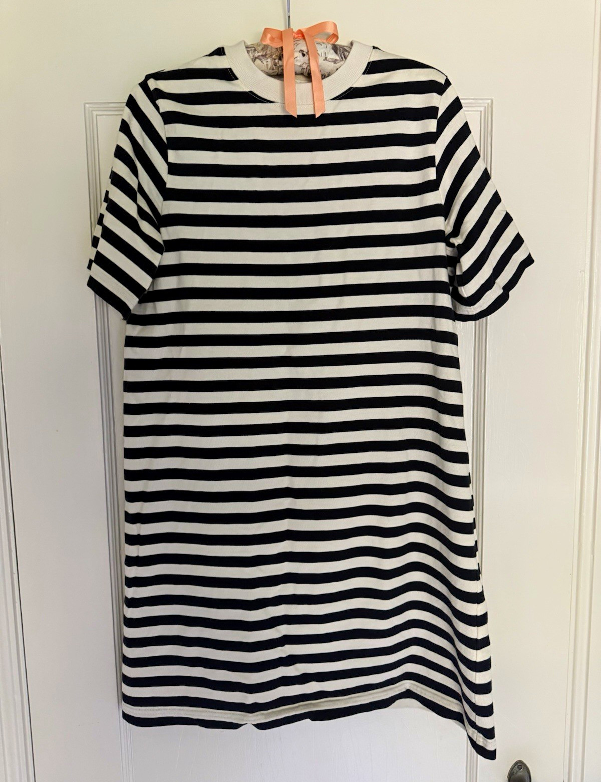 COS Black/White Striped T-Shirt Dress US-S COS Black/White Striped T-Shirt Dress US-S