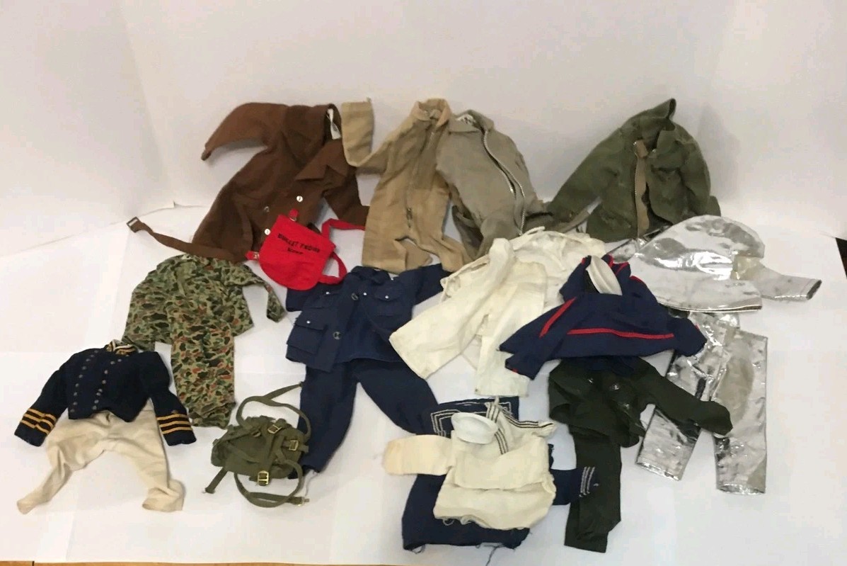 Vintage 1964 Hasbro GI Joe Action Soldier Figure & Original Clothes Gear Lot Vintage 1964 Hasbro GI Joe Action Soldier Figure & Original Clothes Gear Lot