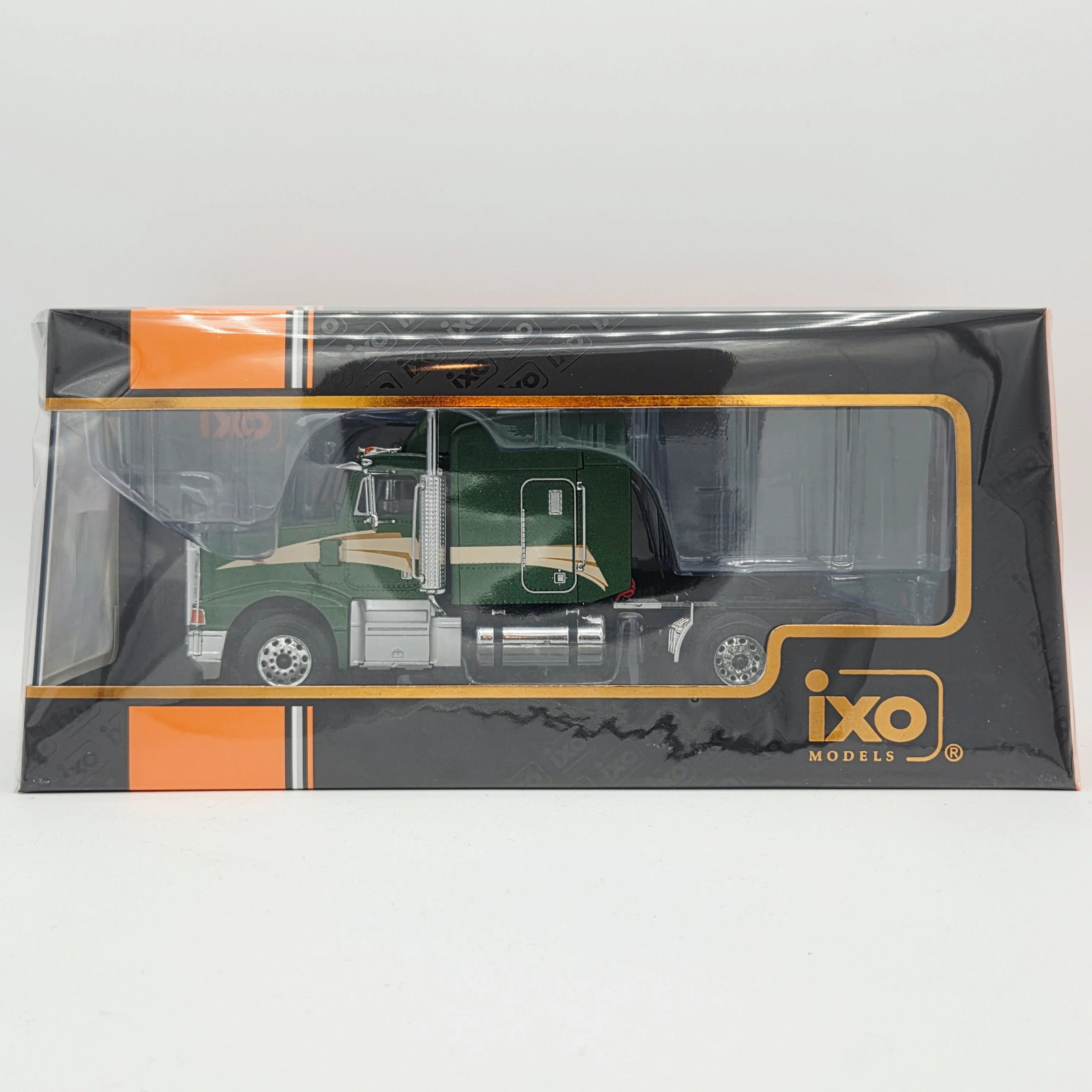 iXO Model Cars \'98 Peterbilt 377 A/E Semi Truck Cab - 1:43 scale, Metallic