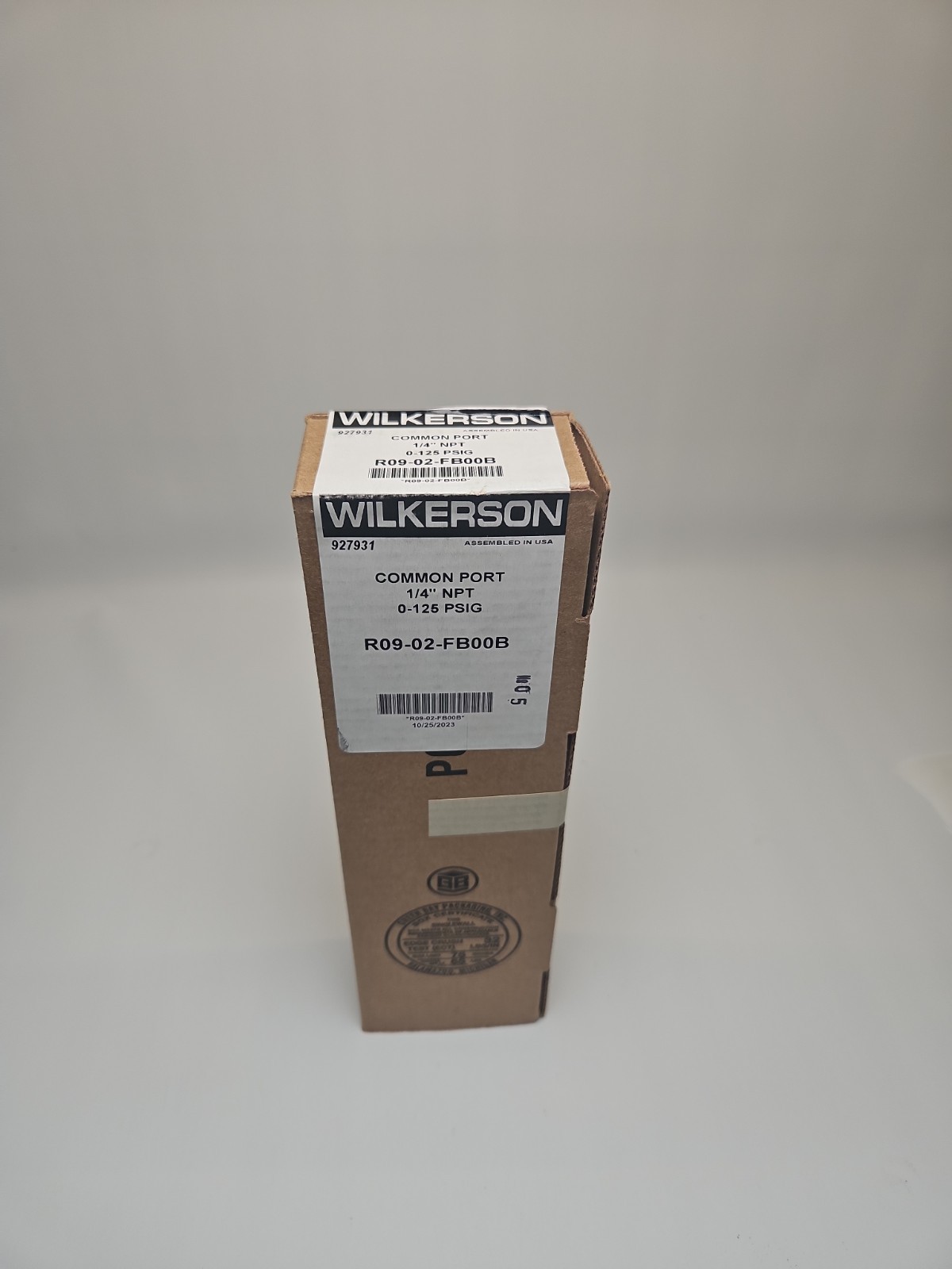 NEW Wilkerson Pressure Regulator - R09-02-FB00B w/Warranty
