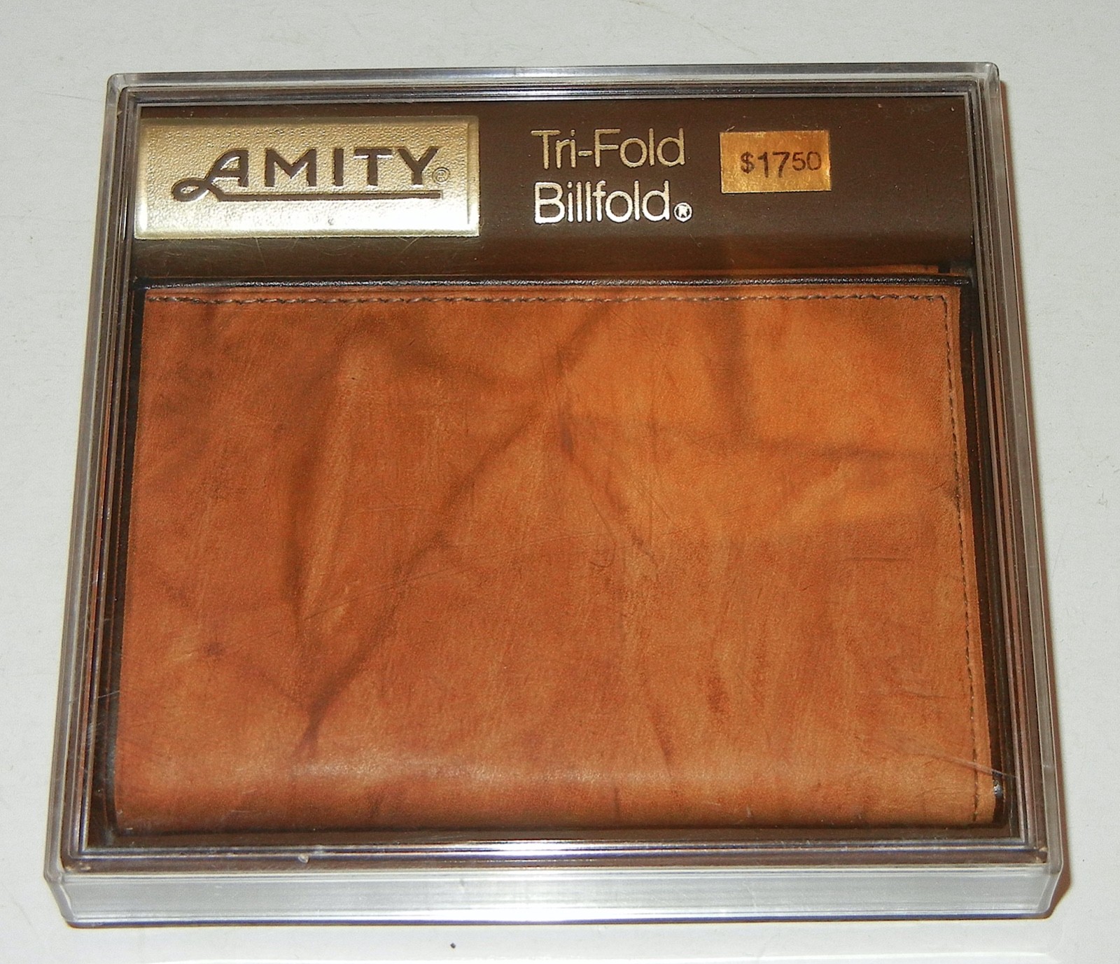 VINTAGE AMITY TRI-FOLD BILLFOLD COWHIDE LEATHER WALLET NEW VINTAGE AMITY TRI-FOLD BILLFOLD COWHIDE LEATHER WALLET NEW