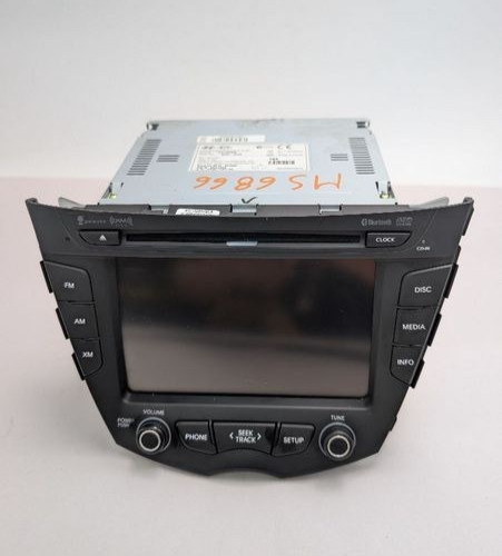 2016-2017 Hyundai Veloster Radio Receiver Display Satellite 965602V722 OEM 2016-2017 Hyundai Veloster Radio Receiver Display Satellite 965602V722 OEM